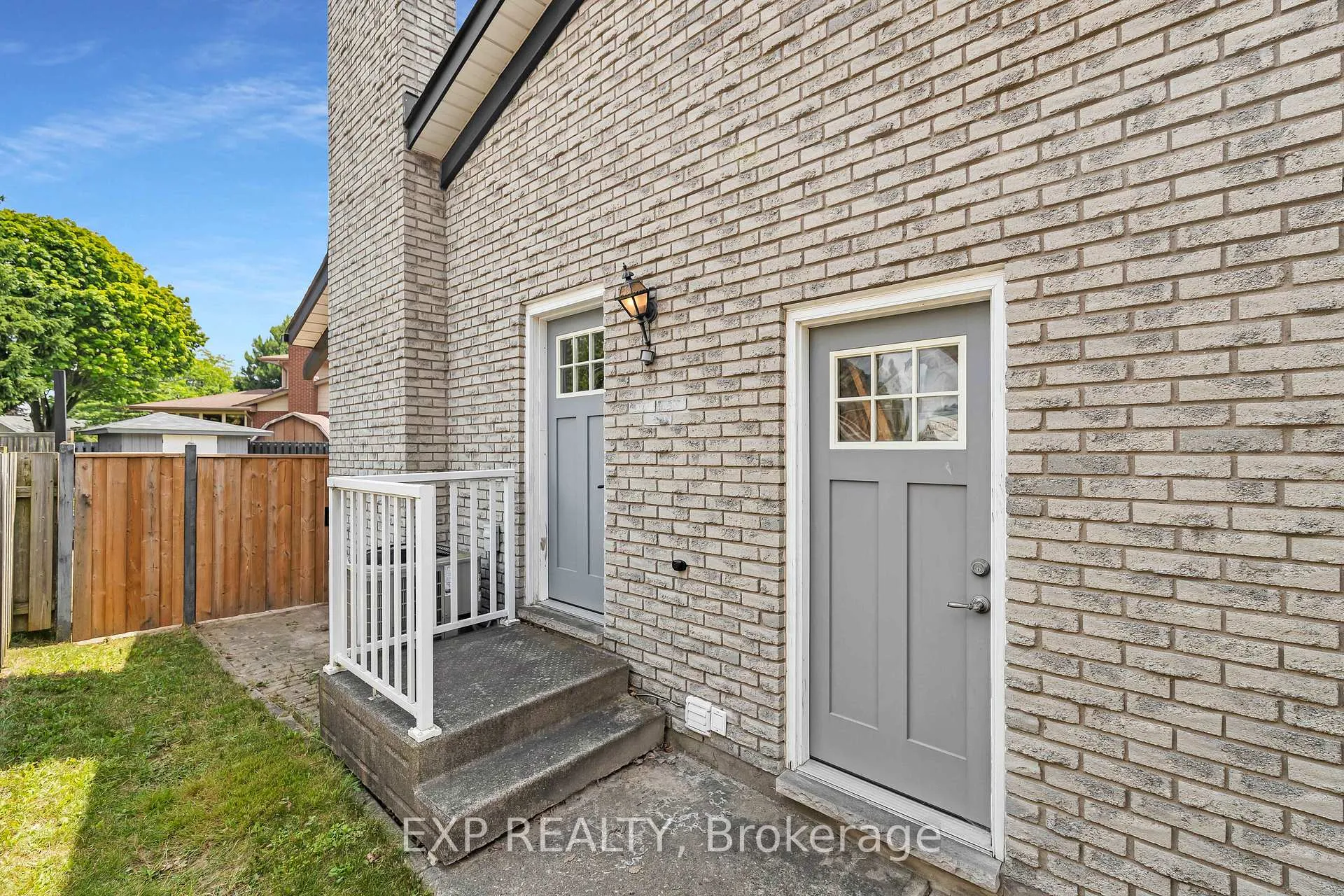 Photo 40 of 20 Blue Spruce Court, Kitchener — HOMEH