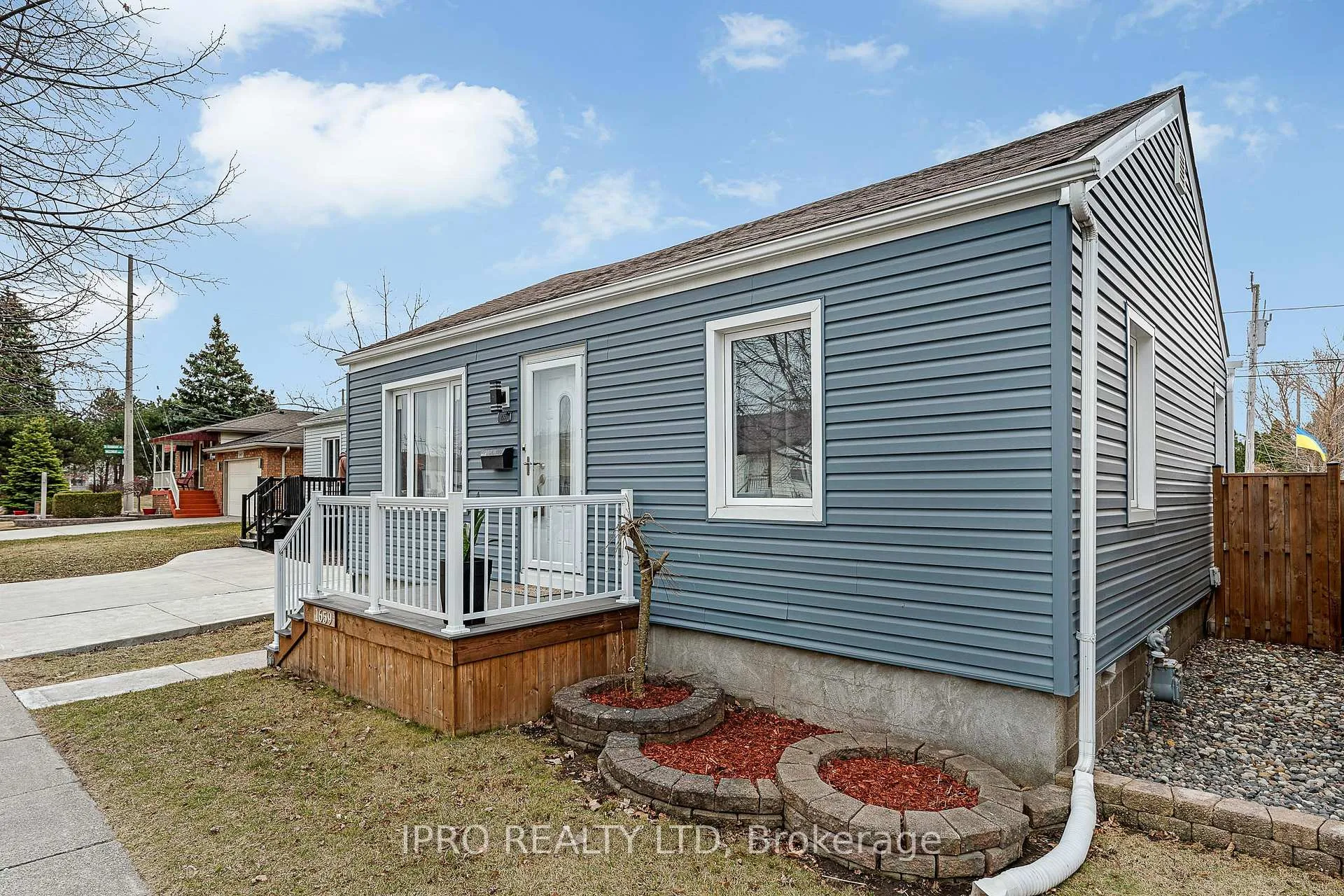 Photo 5 of 1659 Prince Road, Windsor — HOMEH