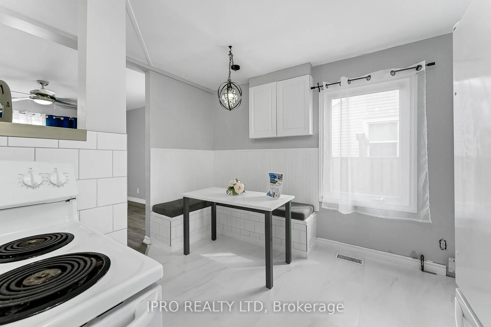Photo 13 of 1659 Prince Road, Windsor — HOMEH