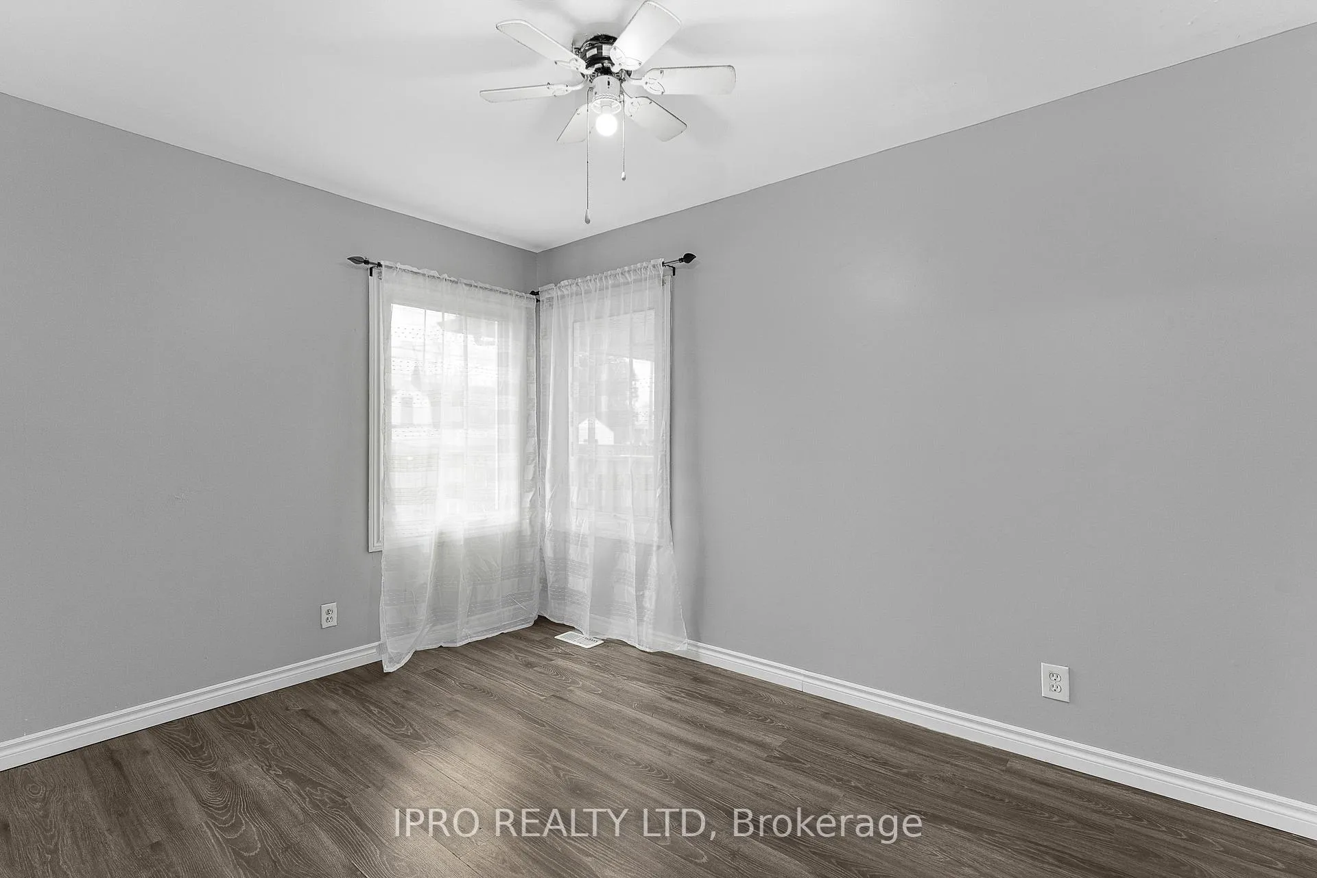 Photo 18 of 1659 Prince Road, Windsor — HOMEH