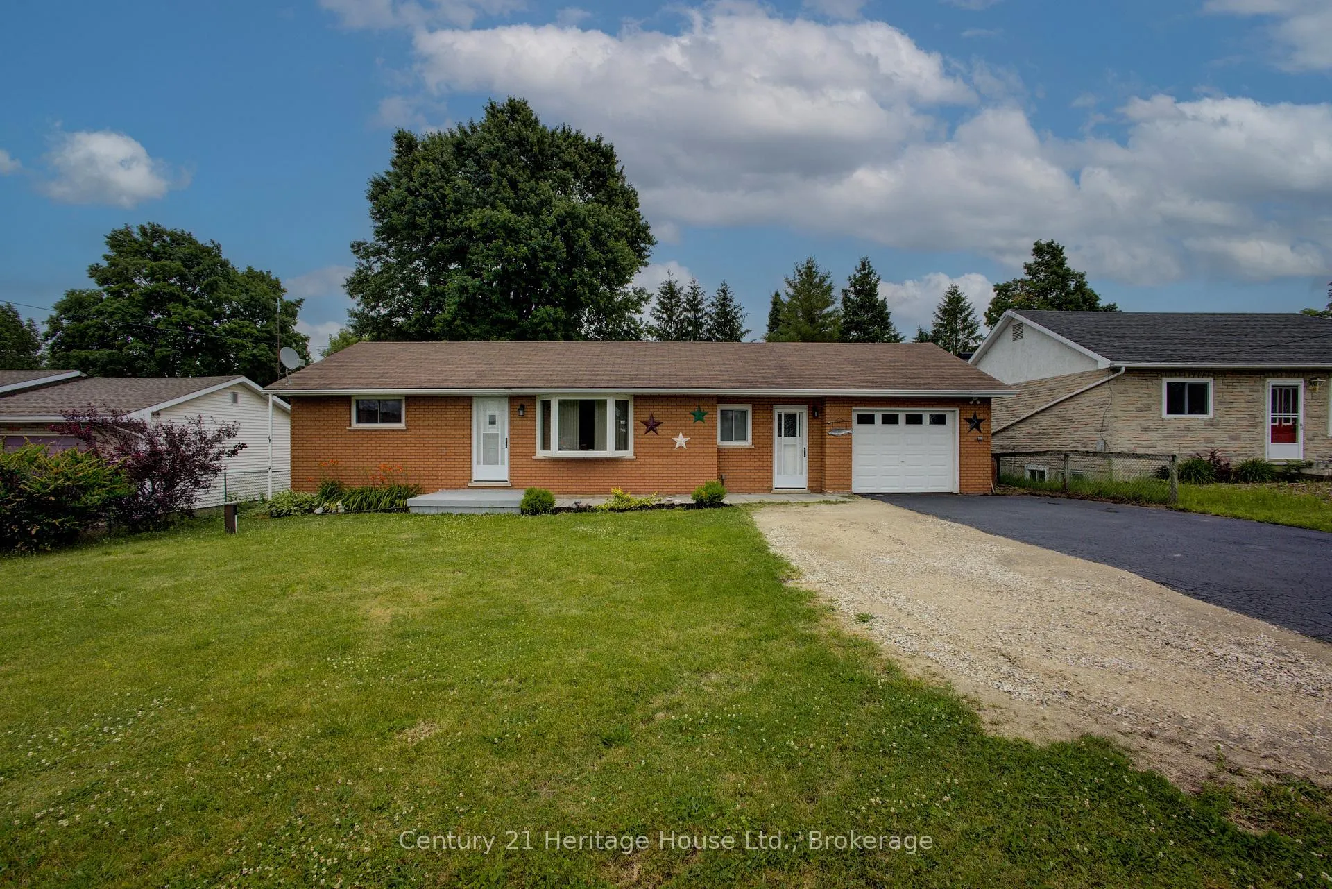 Photo 1 of 313003 Hwy 6, Southgate — HOMEH