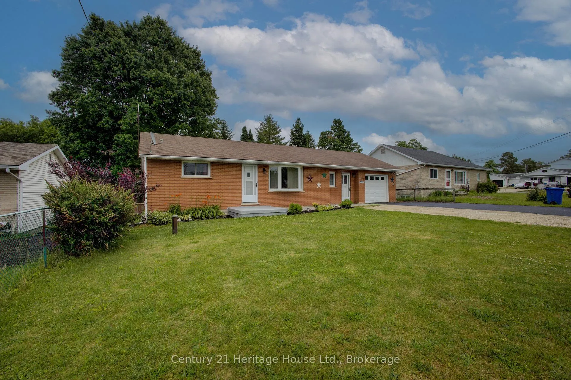 Photo 3 of 313003 Hwy 6, Southgate — HOMEH