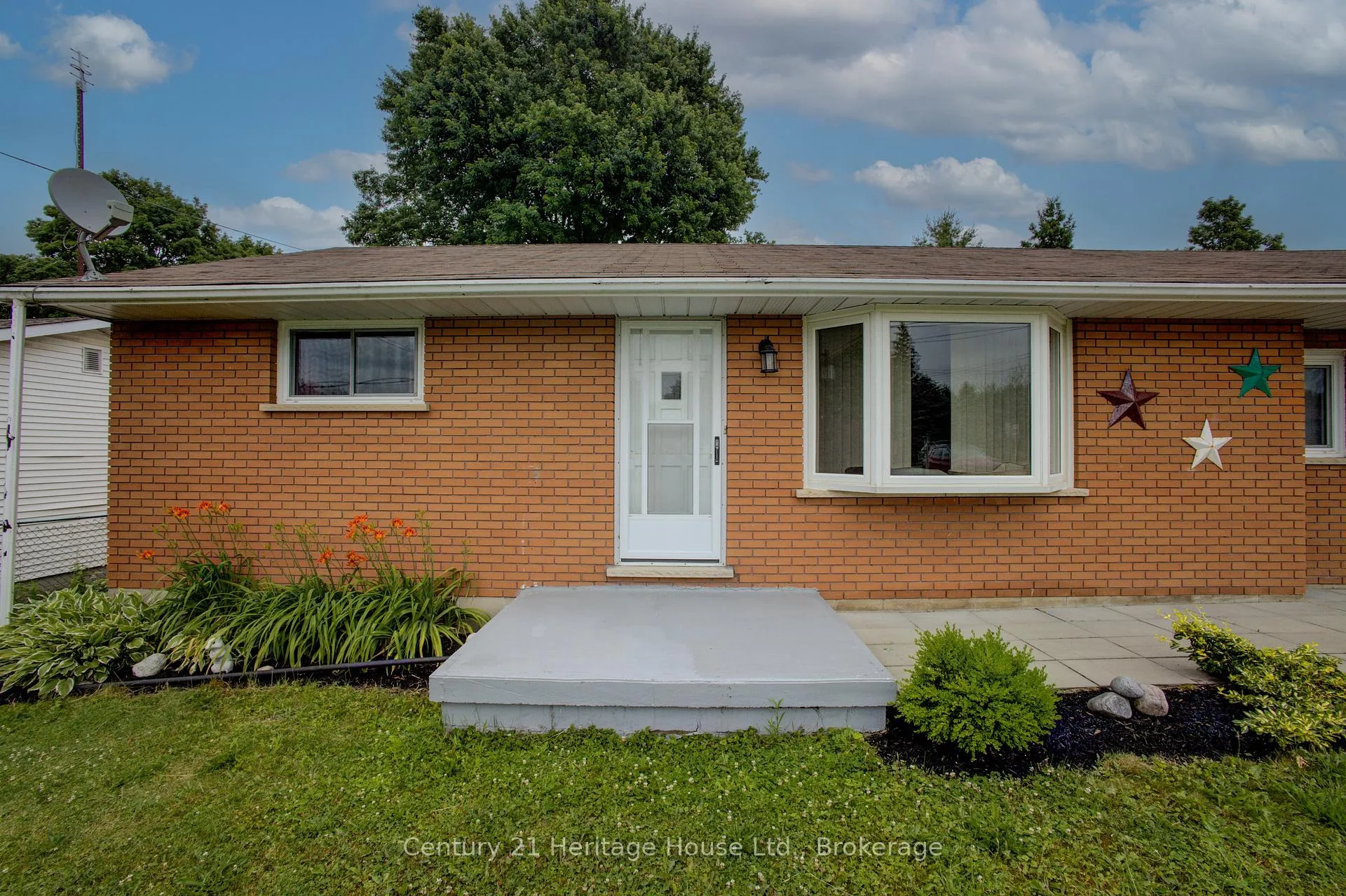 Photo 5 of 313003 Hwy 6, Southgate — HOMEH
