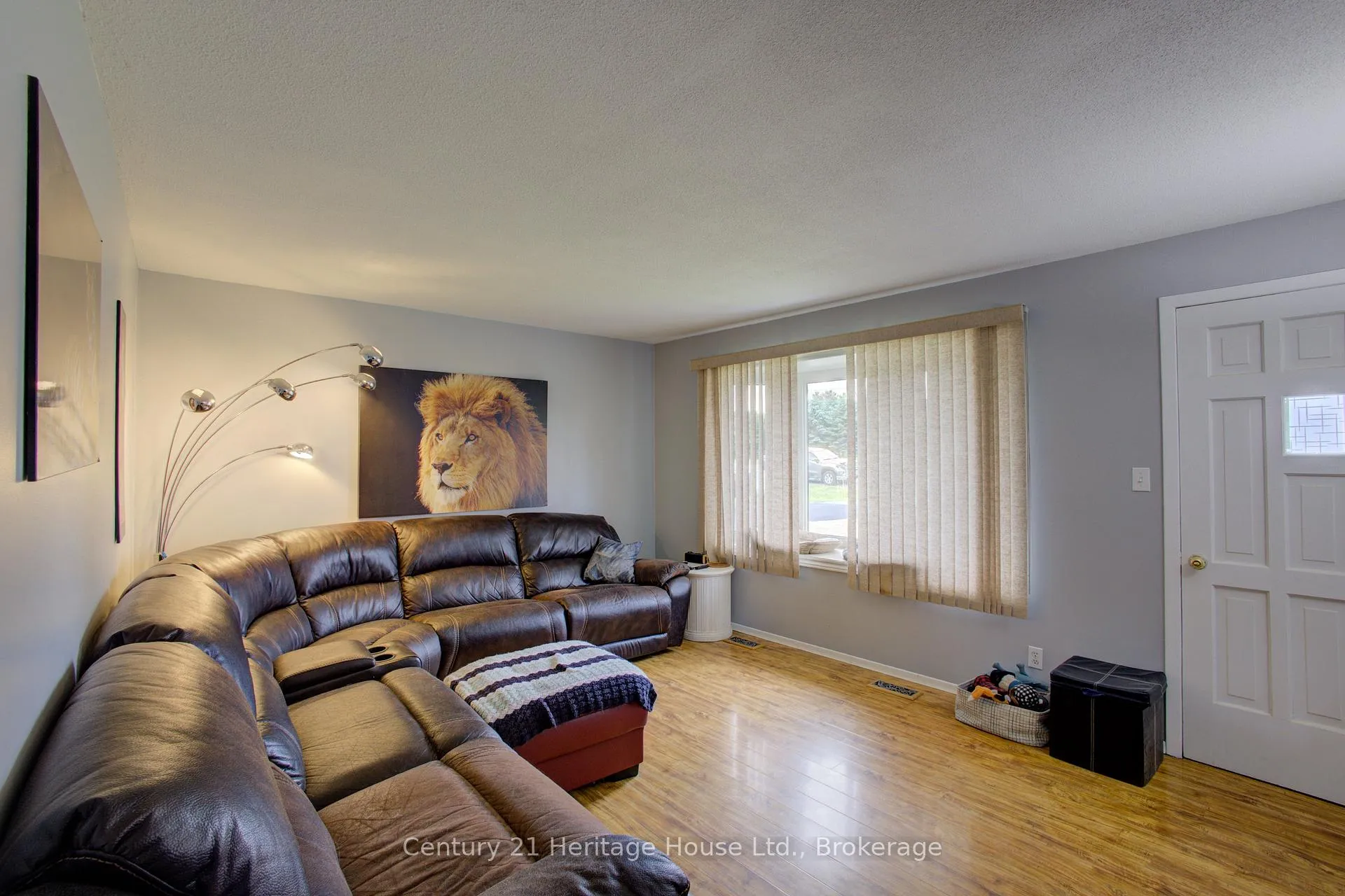 Photo 6 of 313003 Hwy 6, Southgate — HOMEH