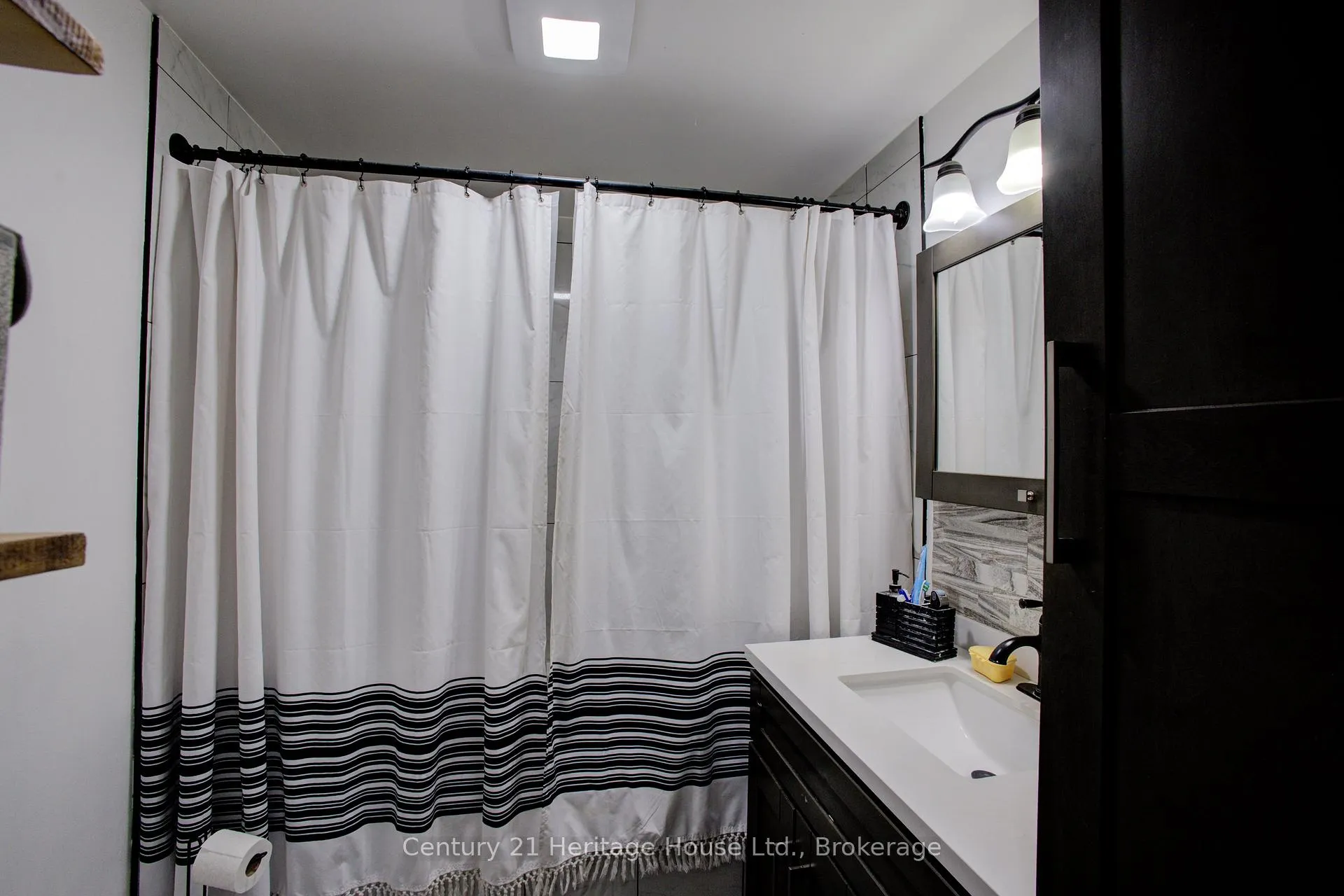 Photo 21 of 313003 Hwy 6, Southgate — HOMEH