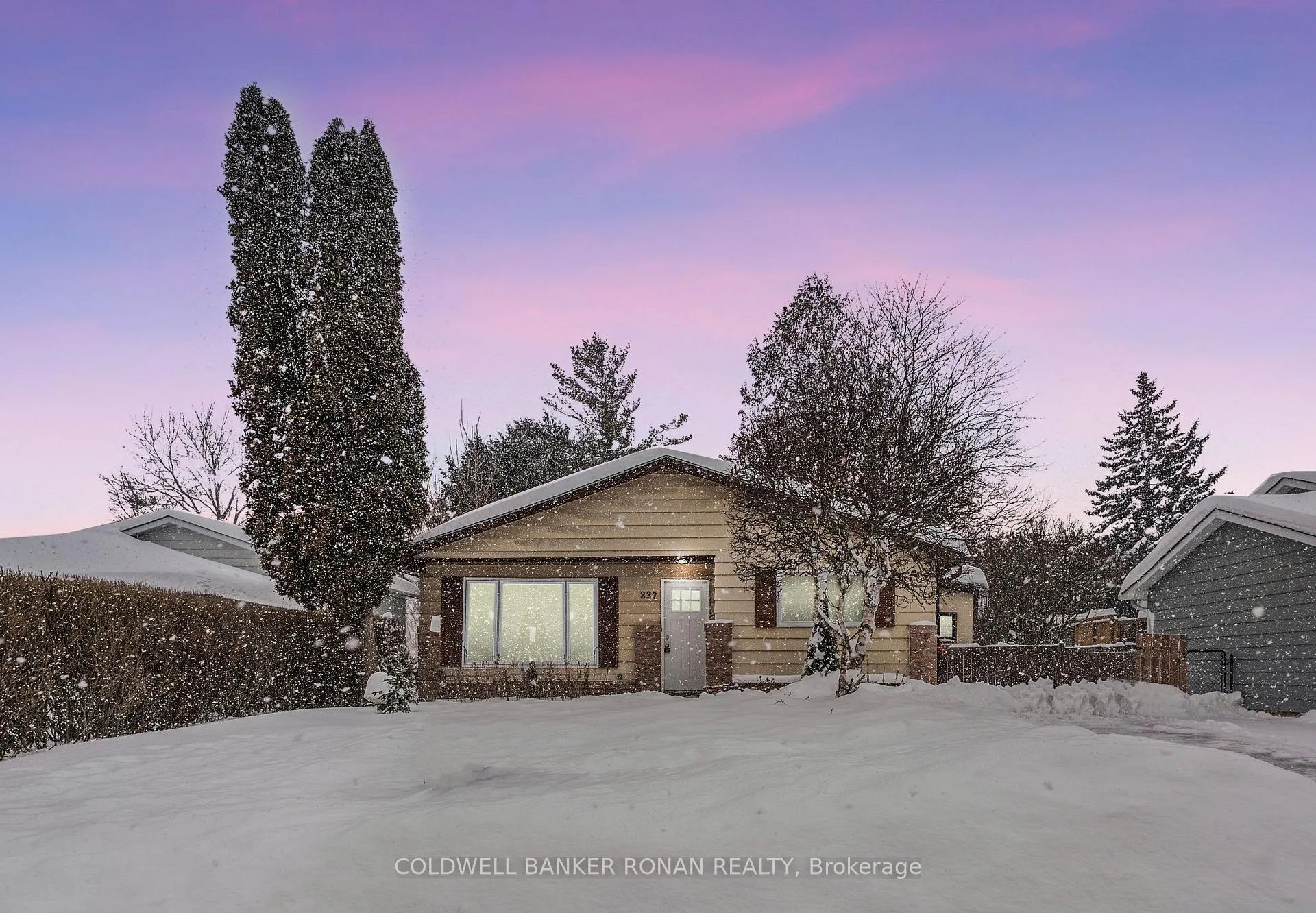 Photo 1 of 227 Tupper Boulevard, New Tecumseth, Alliston — HOMEH