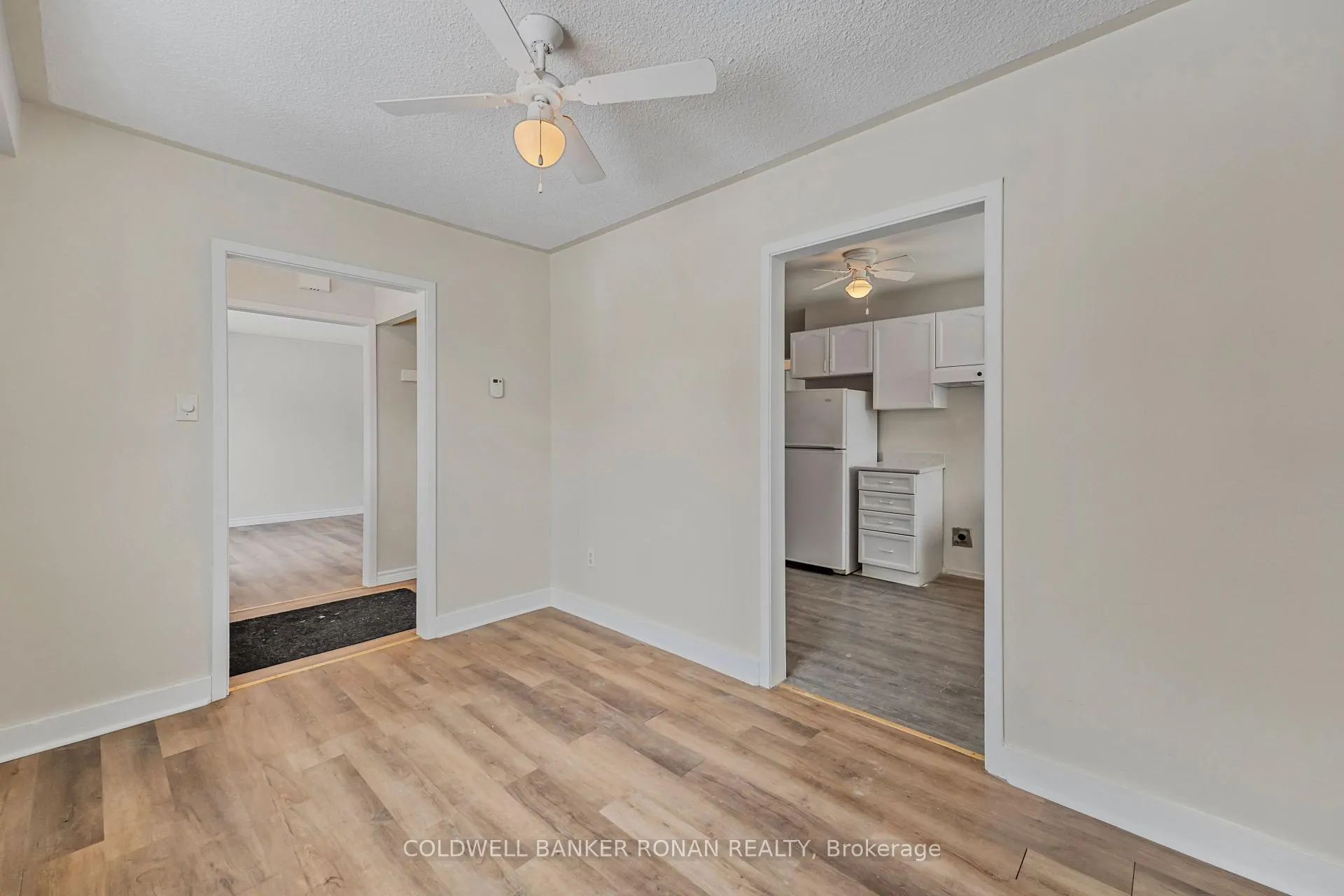 Photo 9 of 227 Tupper Boulevard, New Tecumseth, Alliston — HOMEH