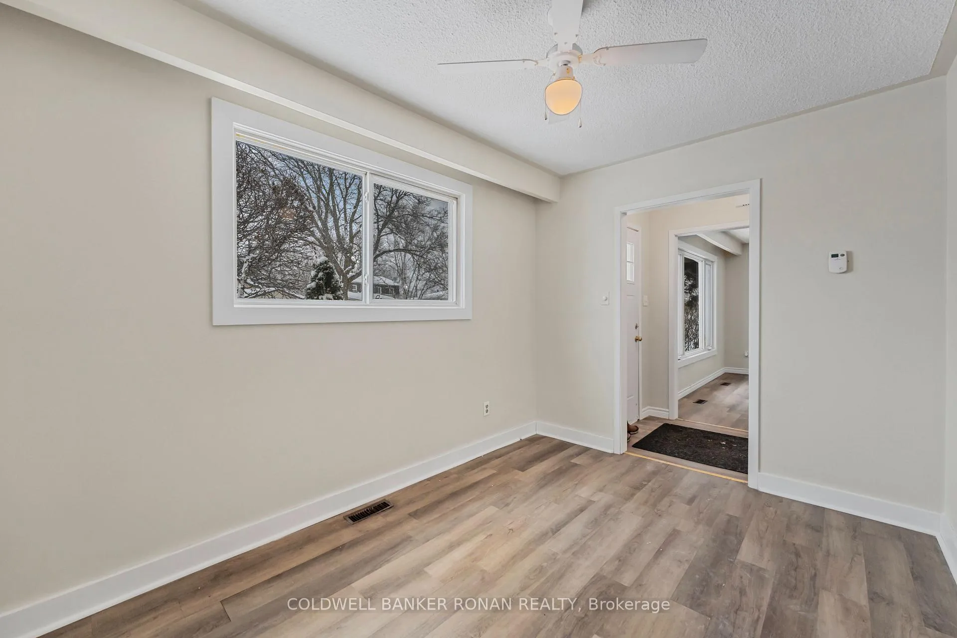Photo 10 of 227 Tupper Boulevard, New Tecumseth, Alliston — HOMEH