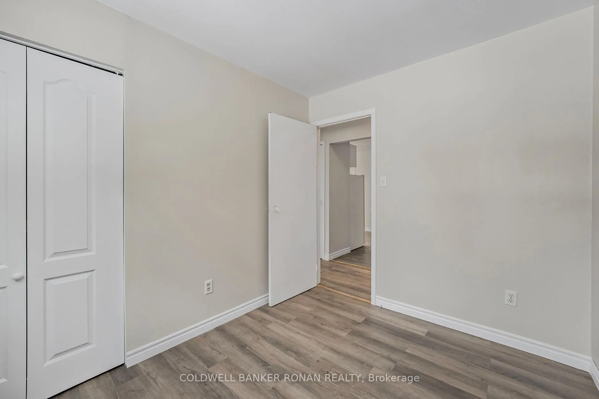 Photo 19 of 227 Tupper Boulevard, New Tecumseth, Alliston — HOMEH