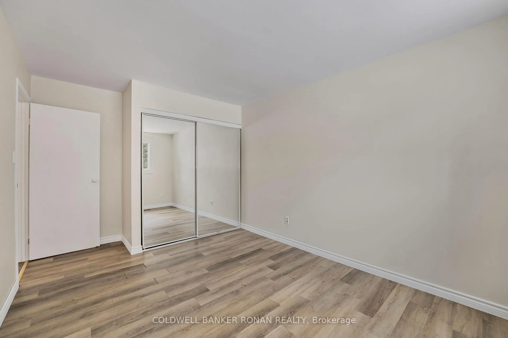 Photo 21 of 227 Tupper Boulevard, New Tecumseth, Alliston — HOMEH