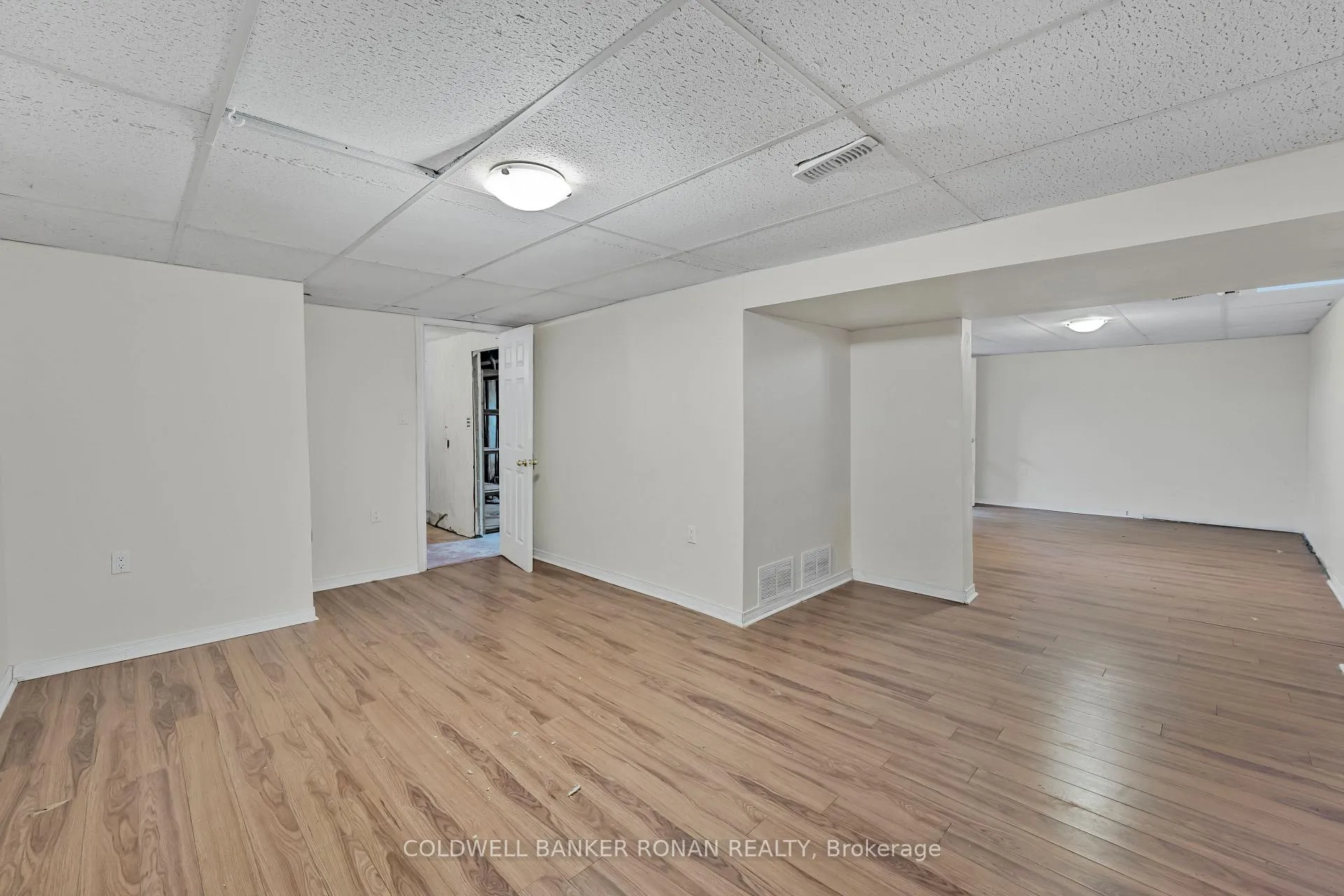 Photo 25 of 227 Tupper Boulevard, New Tecumseth, Alliston — HOMEH