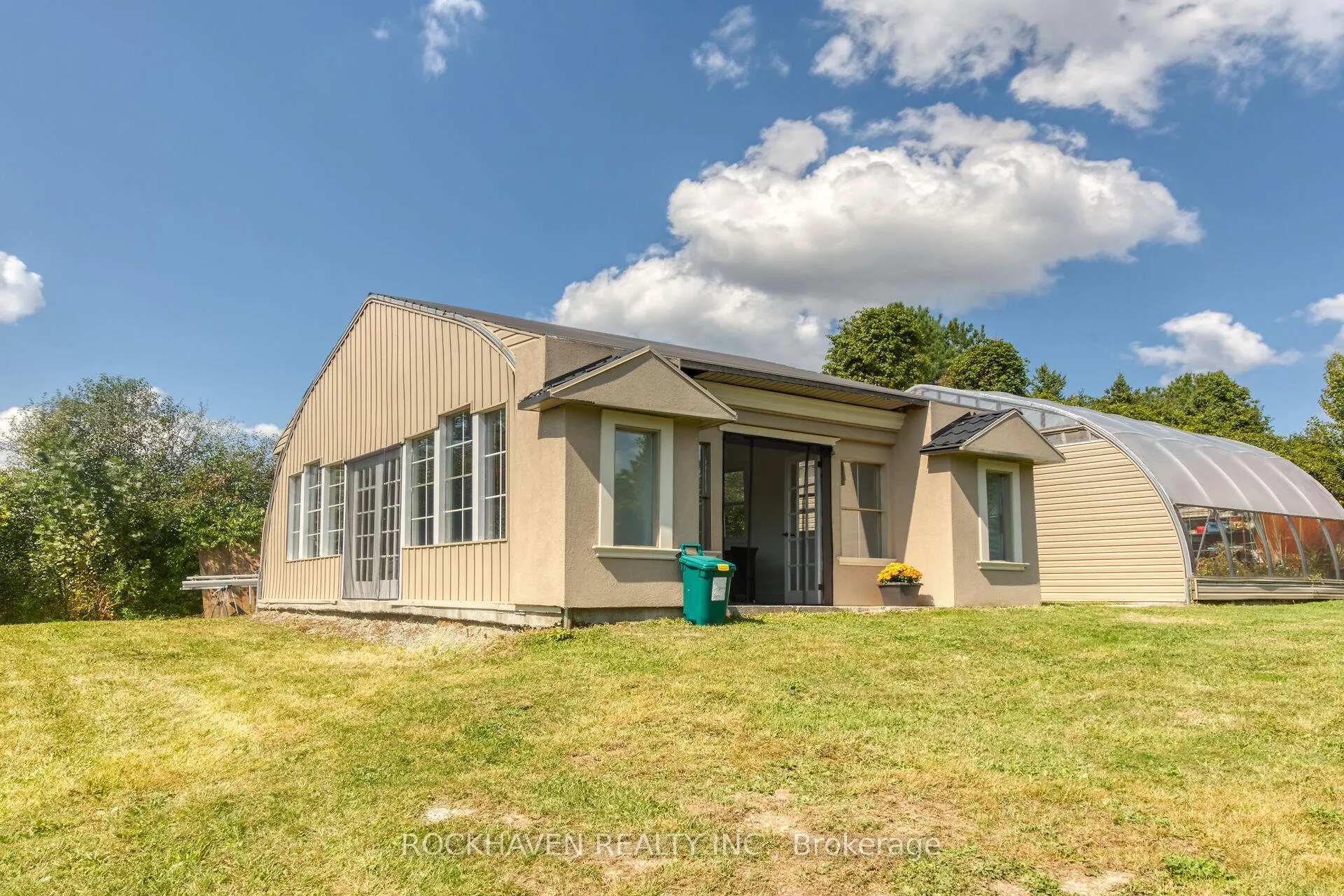 Photo 10 of 21 Riverside Drive, Haldimand — HOMEH