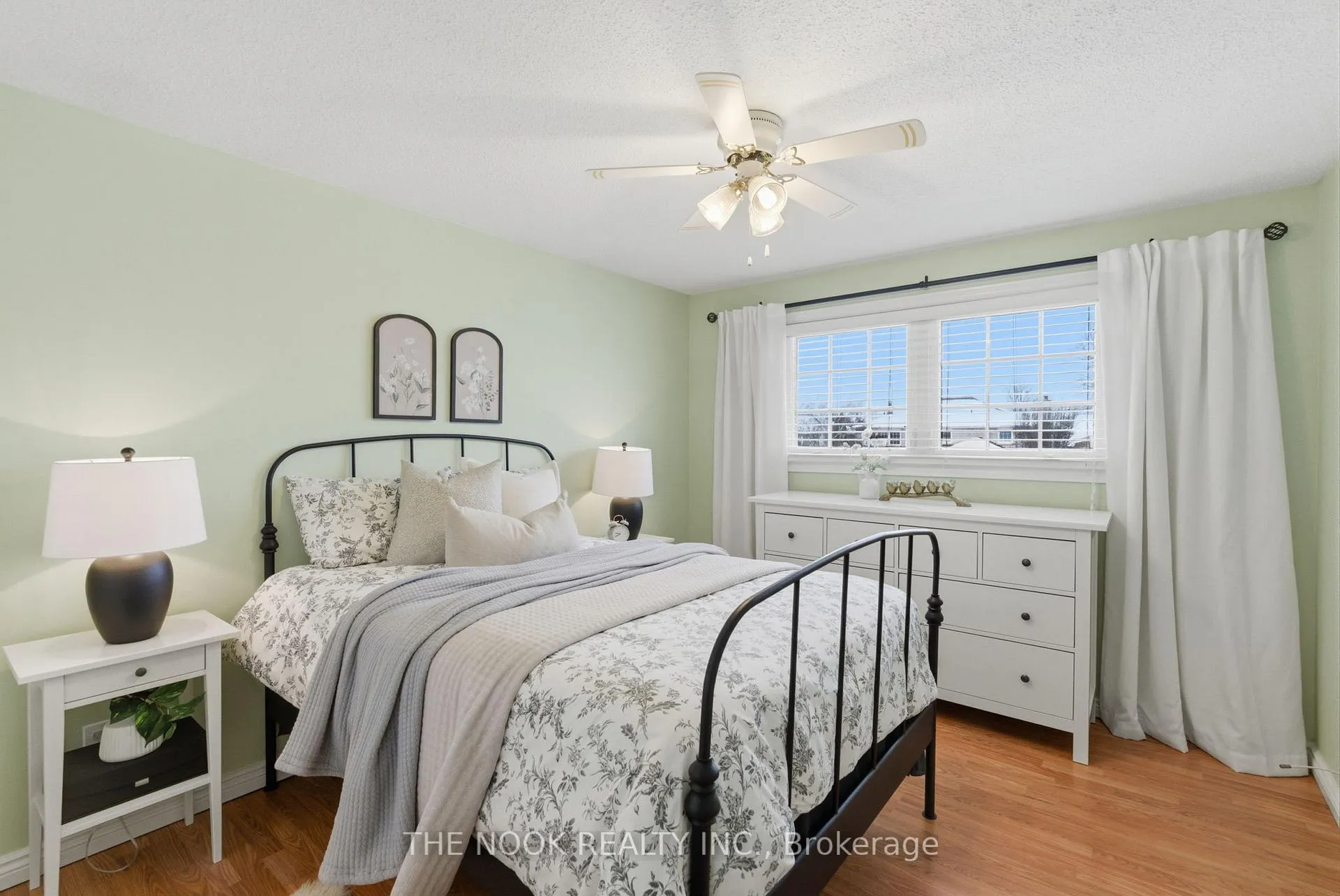 Photo 30 of 877 Mount Allan Avenue, Oshawa, Northglen — HOMEH