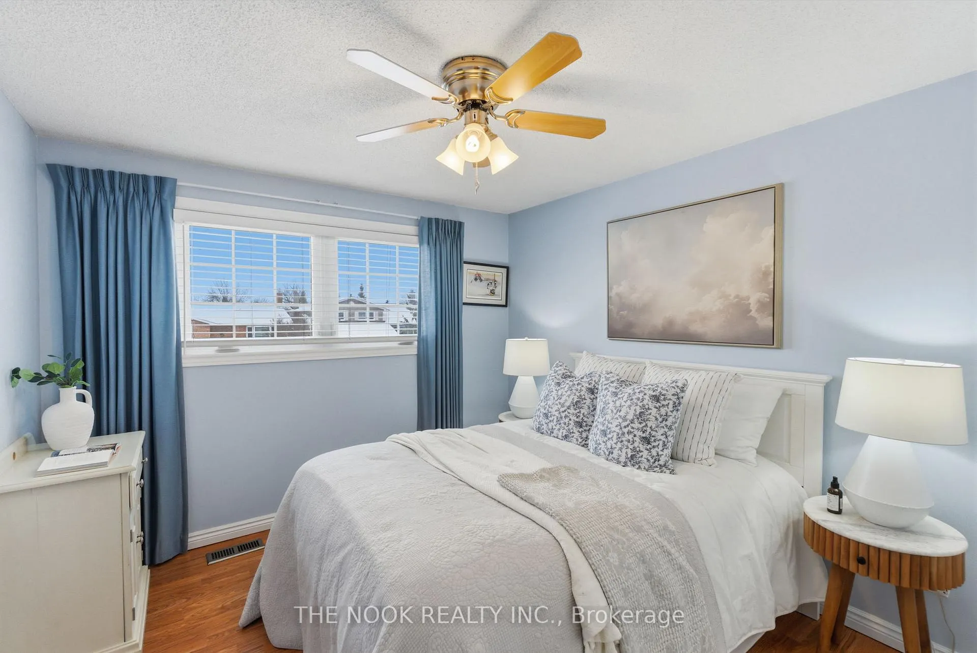 Photo 32 of 877 Mount Allan Avenue, Oshawa, Northglen — HOMEH