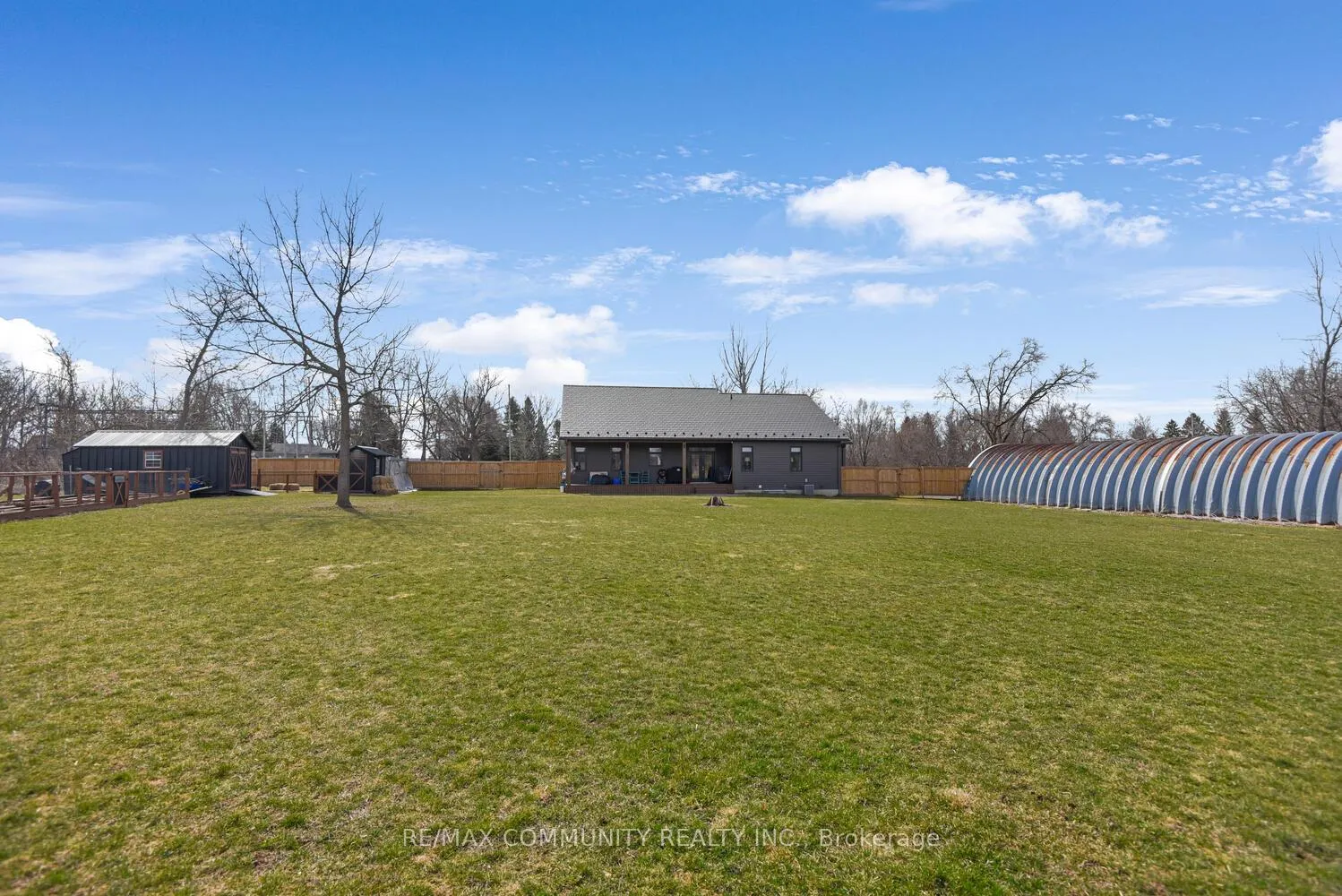 Photo 40 of 1916 County Rd 2, Edwardsburgh/Cardinal, Edwardsburgh/Cardinal Twp — HOMEH