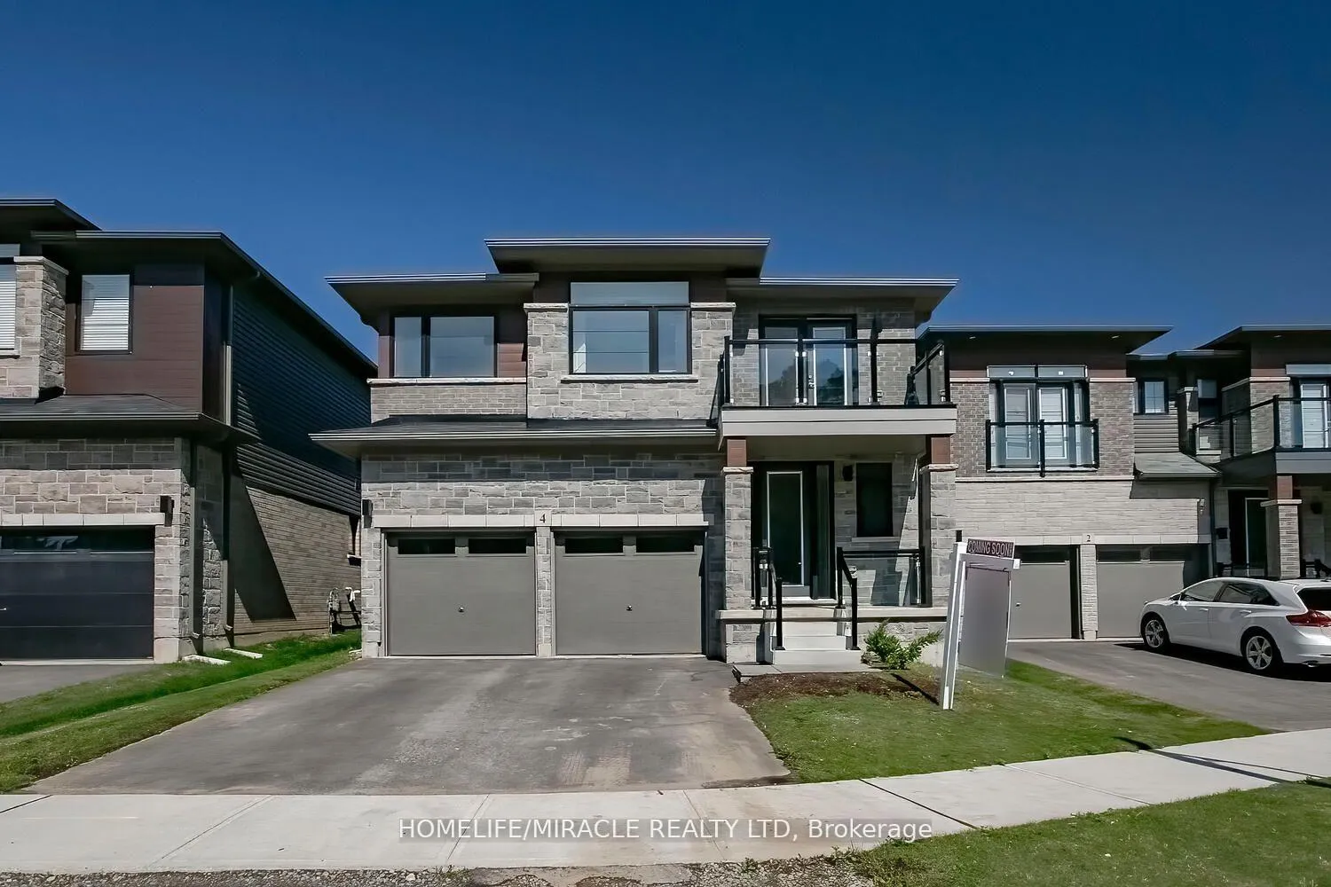 Photo 1 of 4 Whitton Drive, Brantford — HOMEH