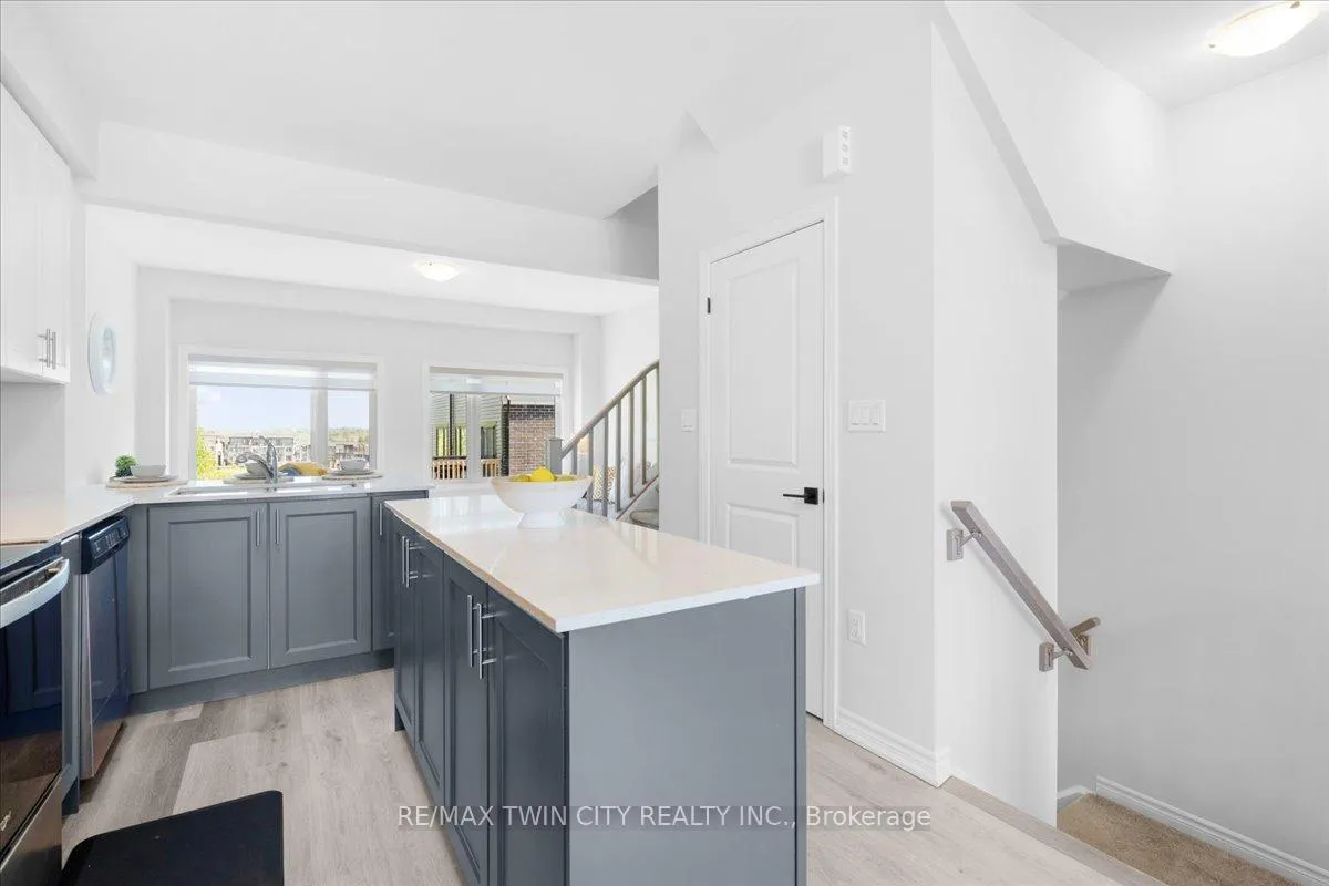 Photo 9 of Unit 46, 290 Equestrian Way, Cambridge — HOMEH