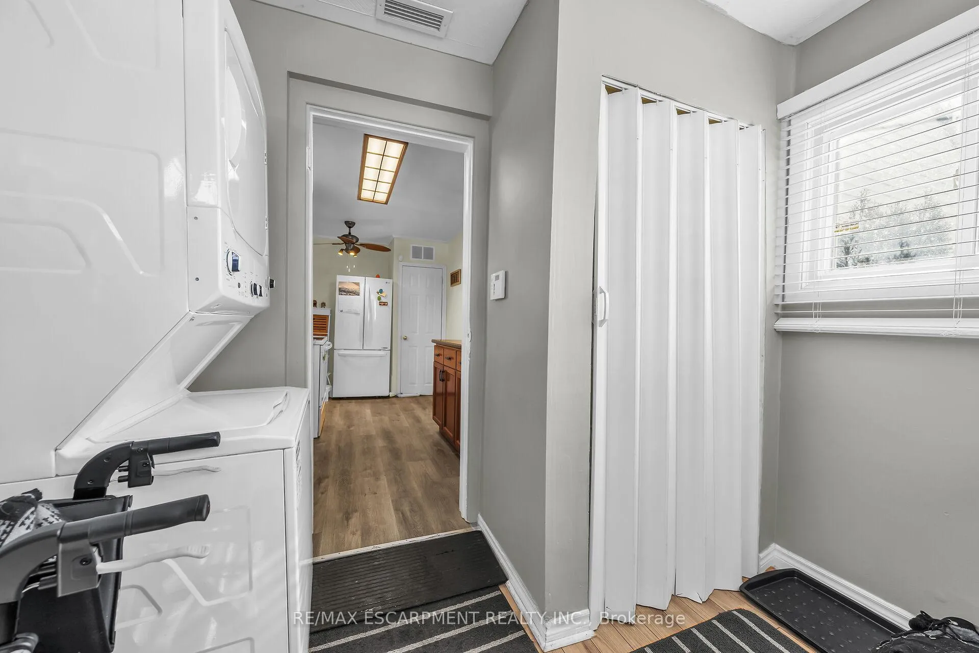 Photo 12 of 1793 Main Street E, Hamilton, Normanhurst — HOMEH