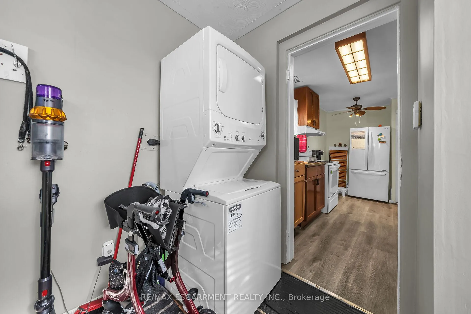 Photo 13 of 1793 Main Street E, Hamilton, Normanhurst — HOMEH