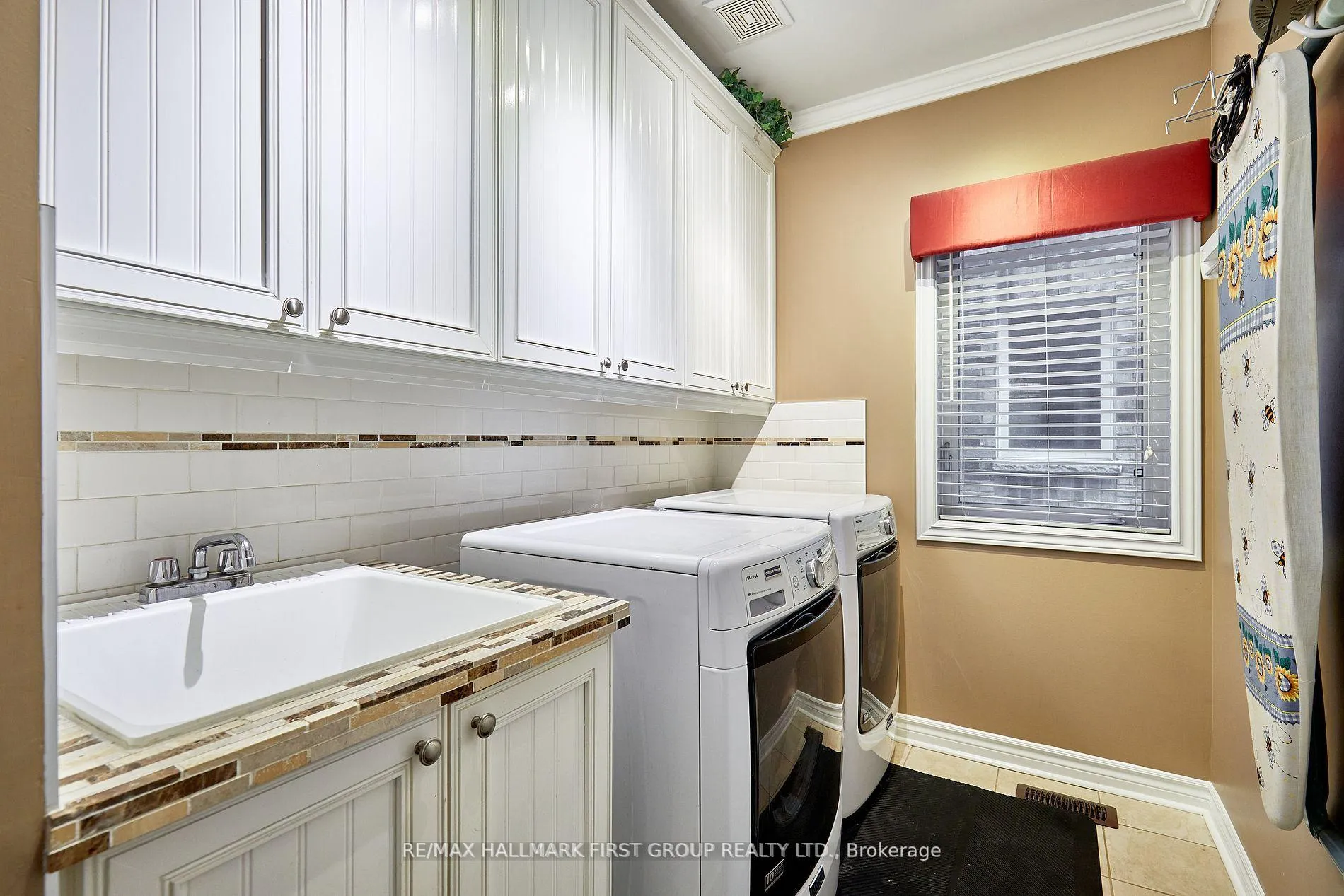 Photo 36 of 6 Florence Drive, Whitby, Taunton North — HOMEH