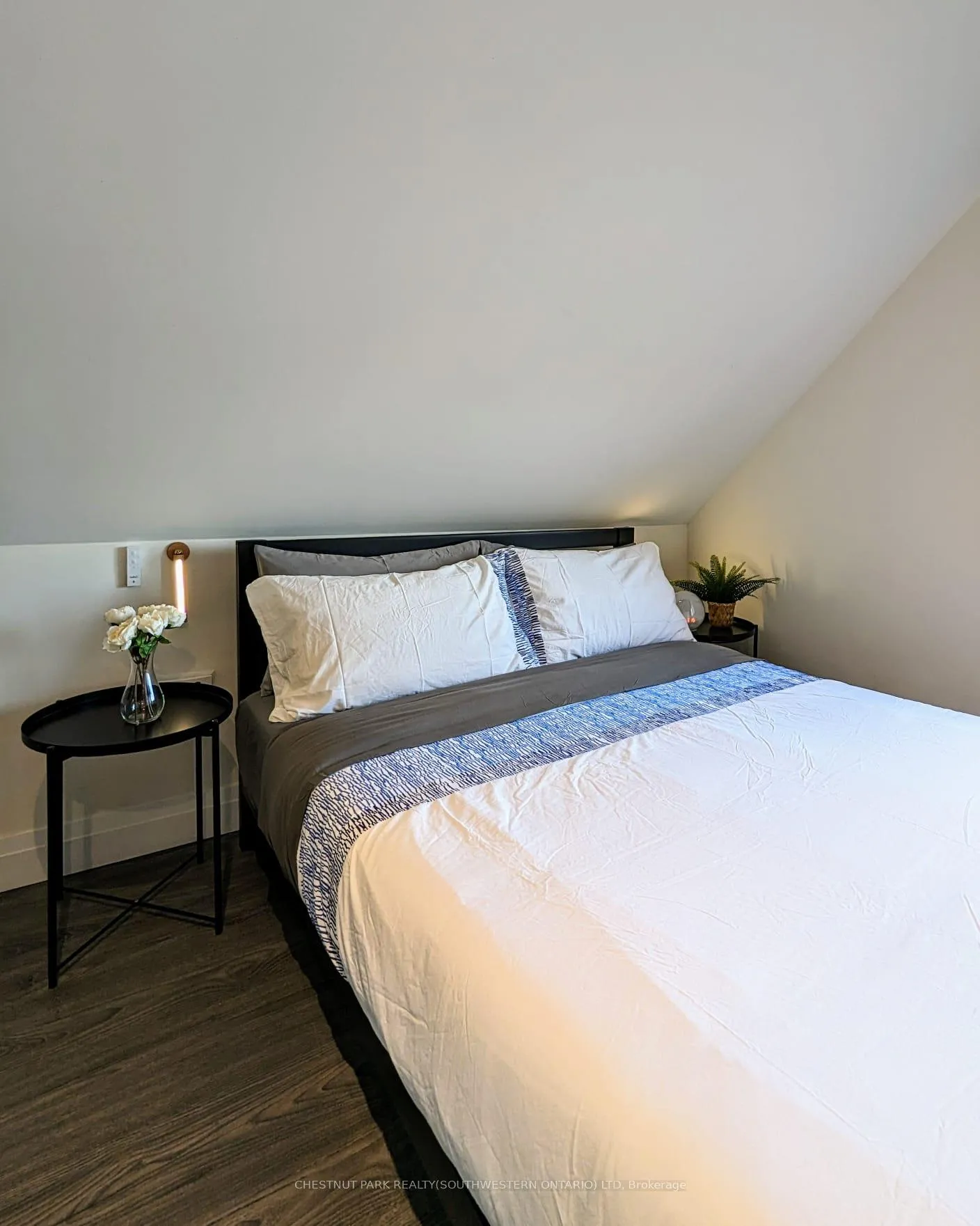 Photo 7 of 29 Hurst Avenue, Kitchener — HOMEH