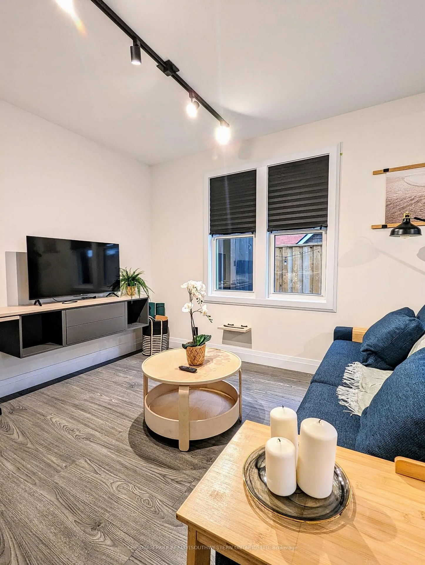 Photo 14 of 29 Hurst Avenue, Kitchener — HOMEH