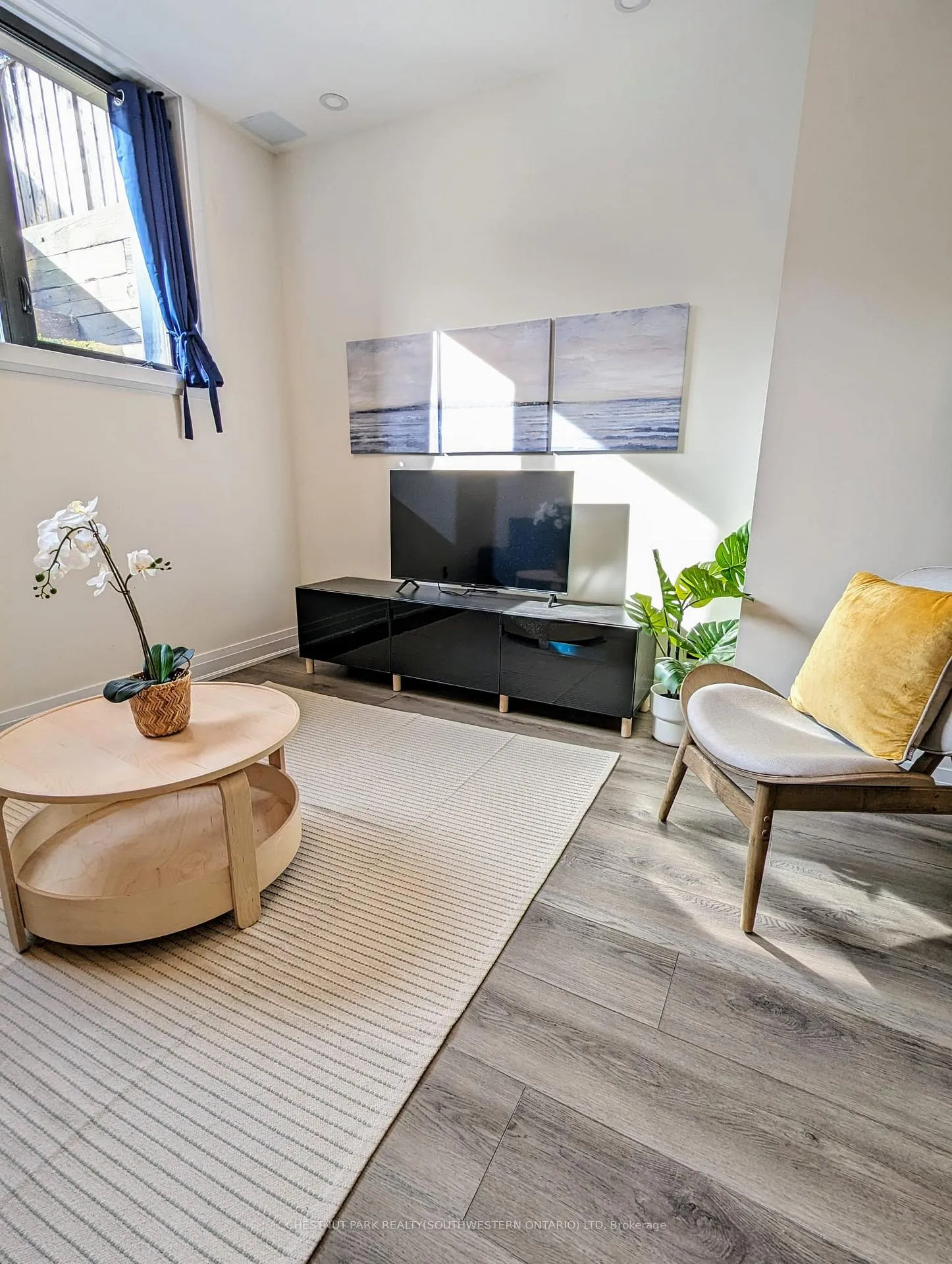 Photo 27 of 29 Hurst Avenue, Kitchener — HOMEH