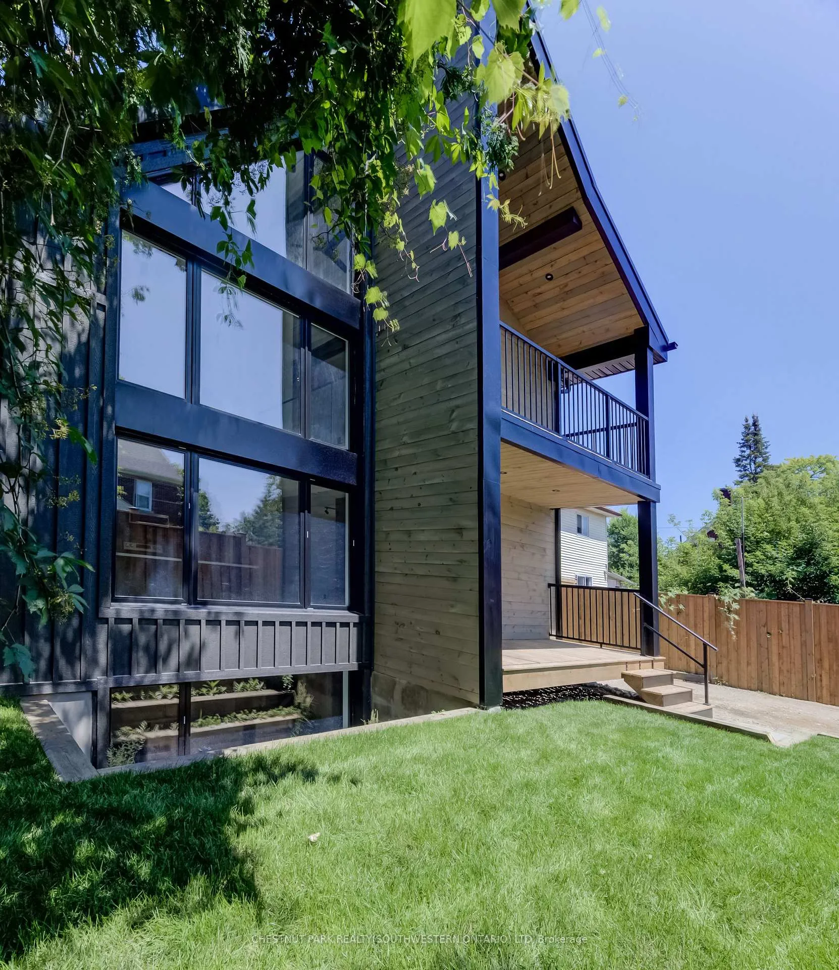 Photo 39 of 29 Hurst Avenue, Kitchener — HOMEH
