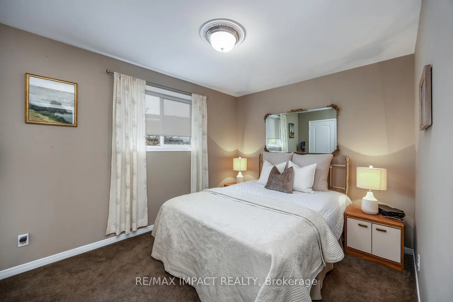 Photo 4 of 9 Samuel Place, Kawartha Lakes, Lindsay — HOMEH