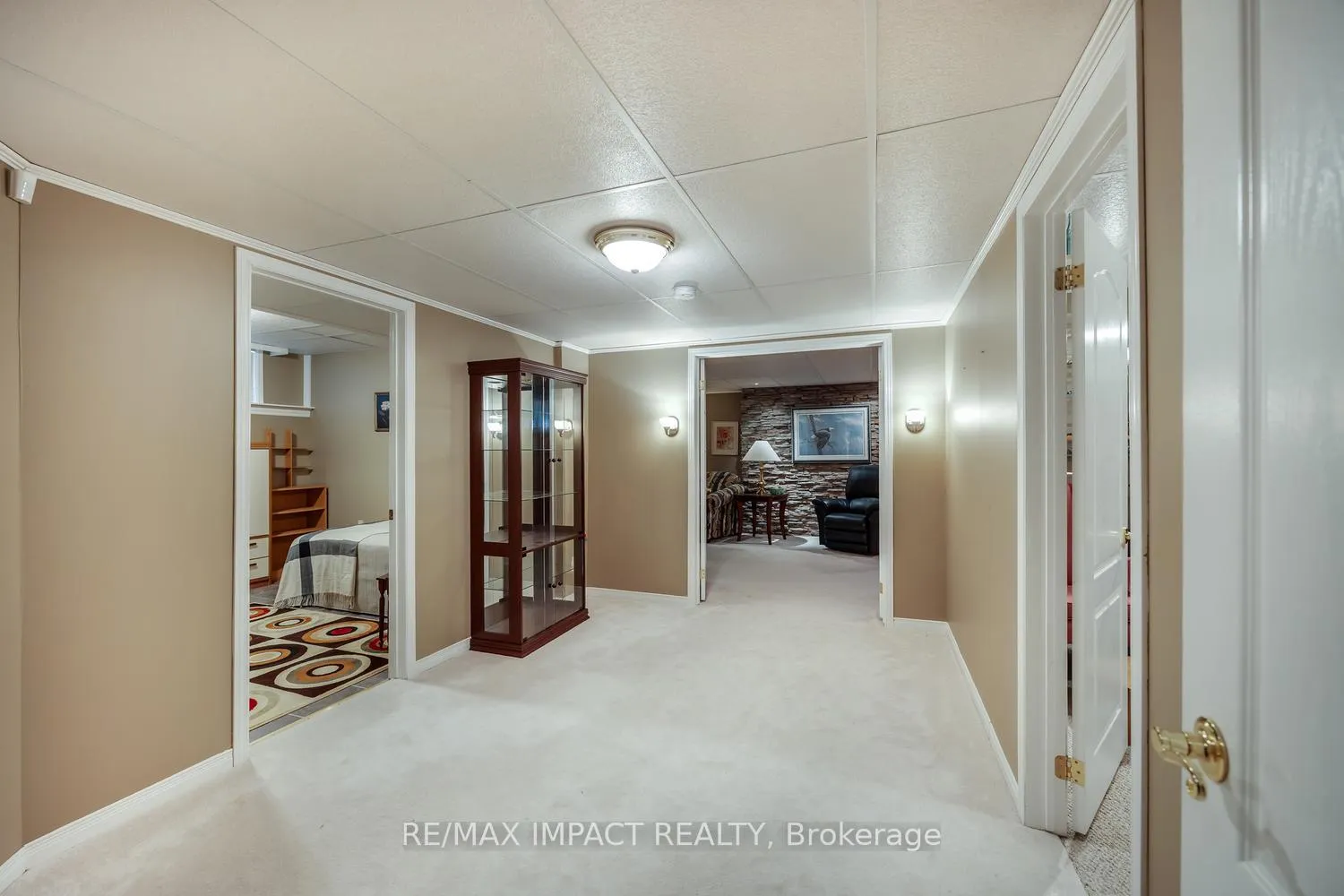 Photo 13 of 9 Samuel Place, Kawartha Lakes, Lindsay — HOMEH