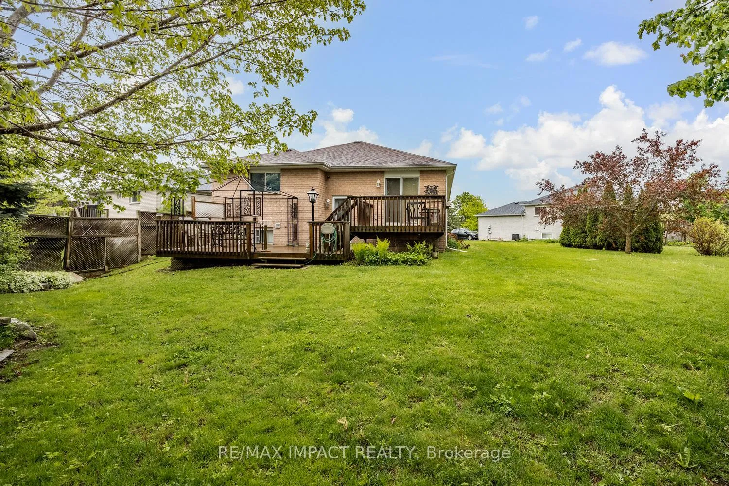 Photo 23 of 9 Samuel Place, Kawartha Lakes, Lindsay — HOMEH