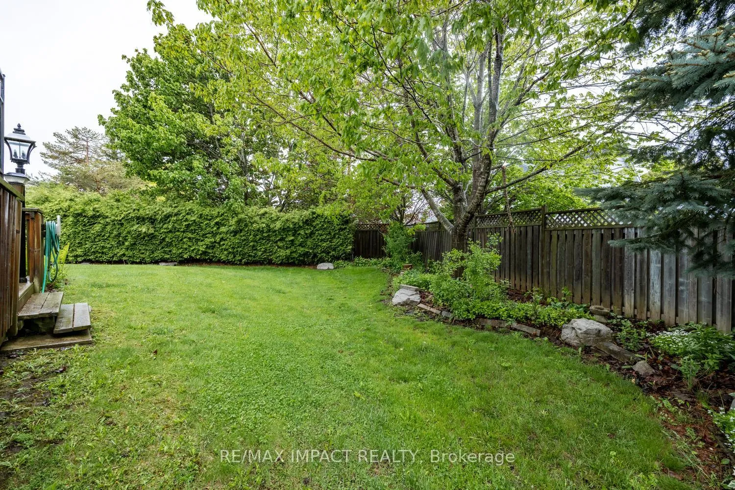 Photo 26 of 9 Samuel Place, Kawartha Lakes, Lindsay — HOMEH
