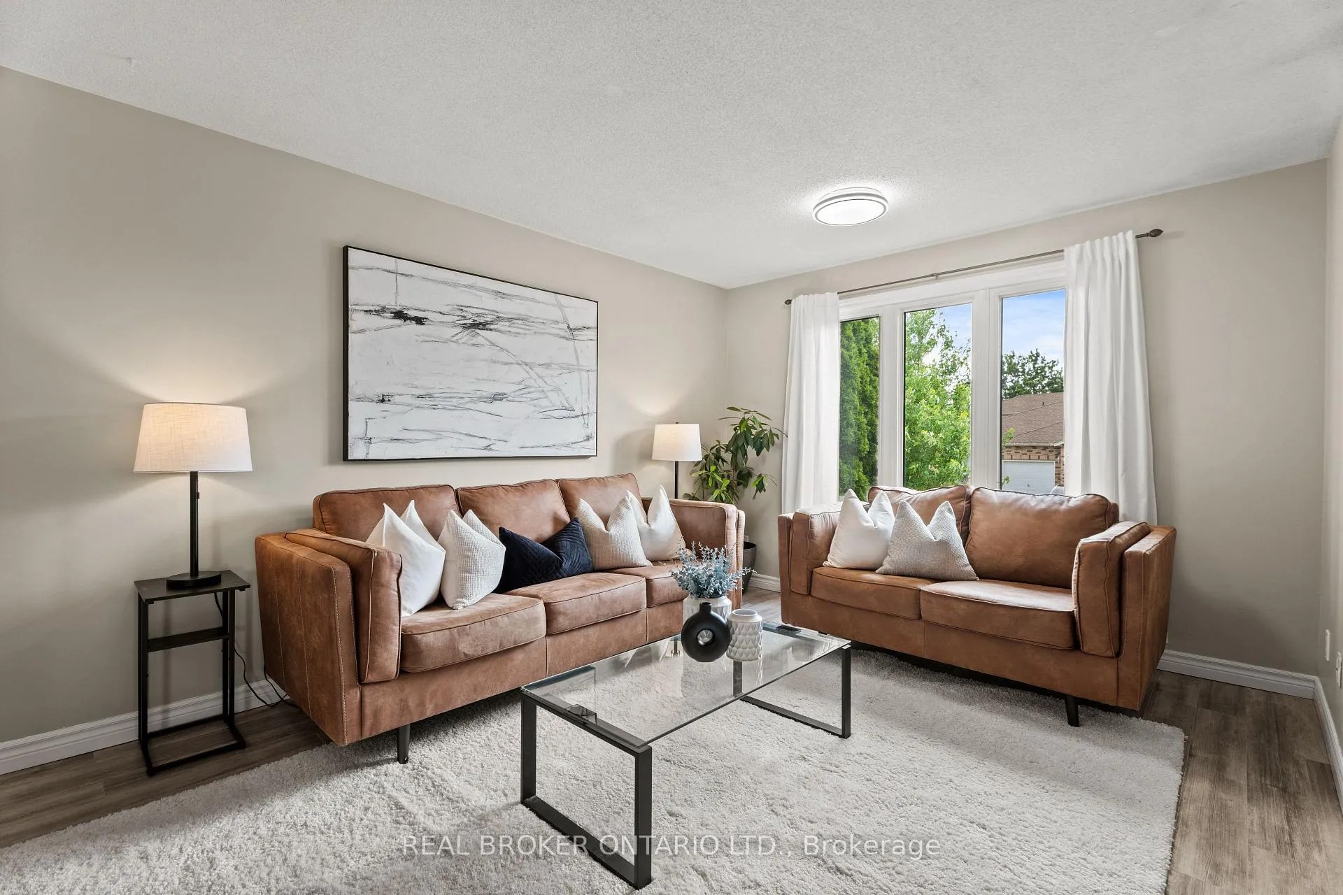 Photo 6 of 204A Springfield Crescent, Waterloo — HOMEH