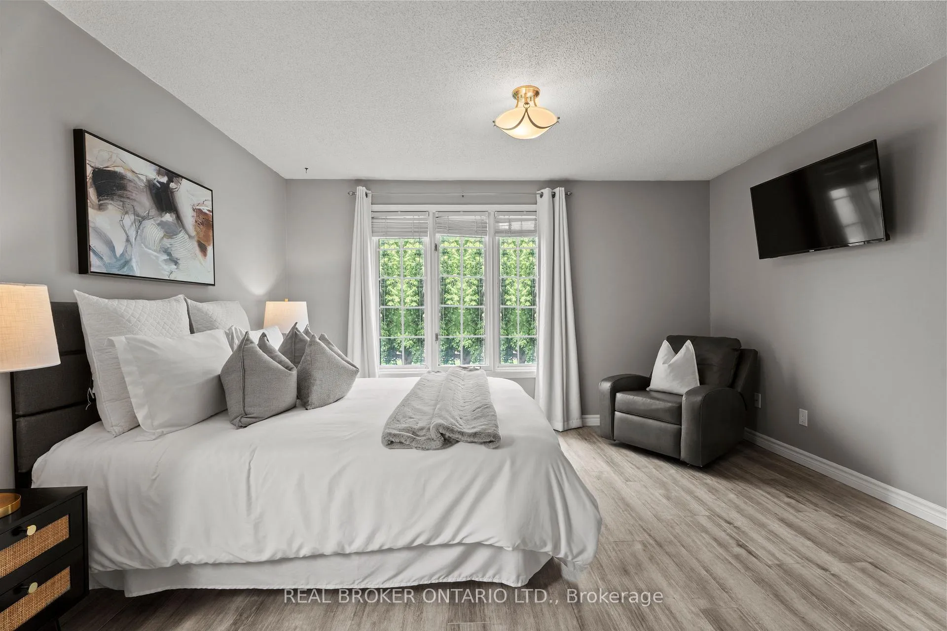 Photo 17 of 204A Springfield Crescent, Waterloo — HOMEH