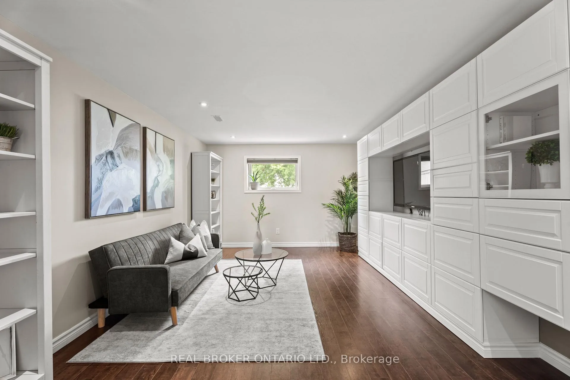 Photo 25 of 204A Springfield Crescent, Waterloo — HOMEH