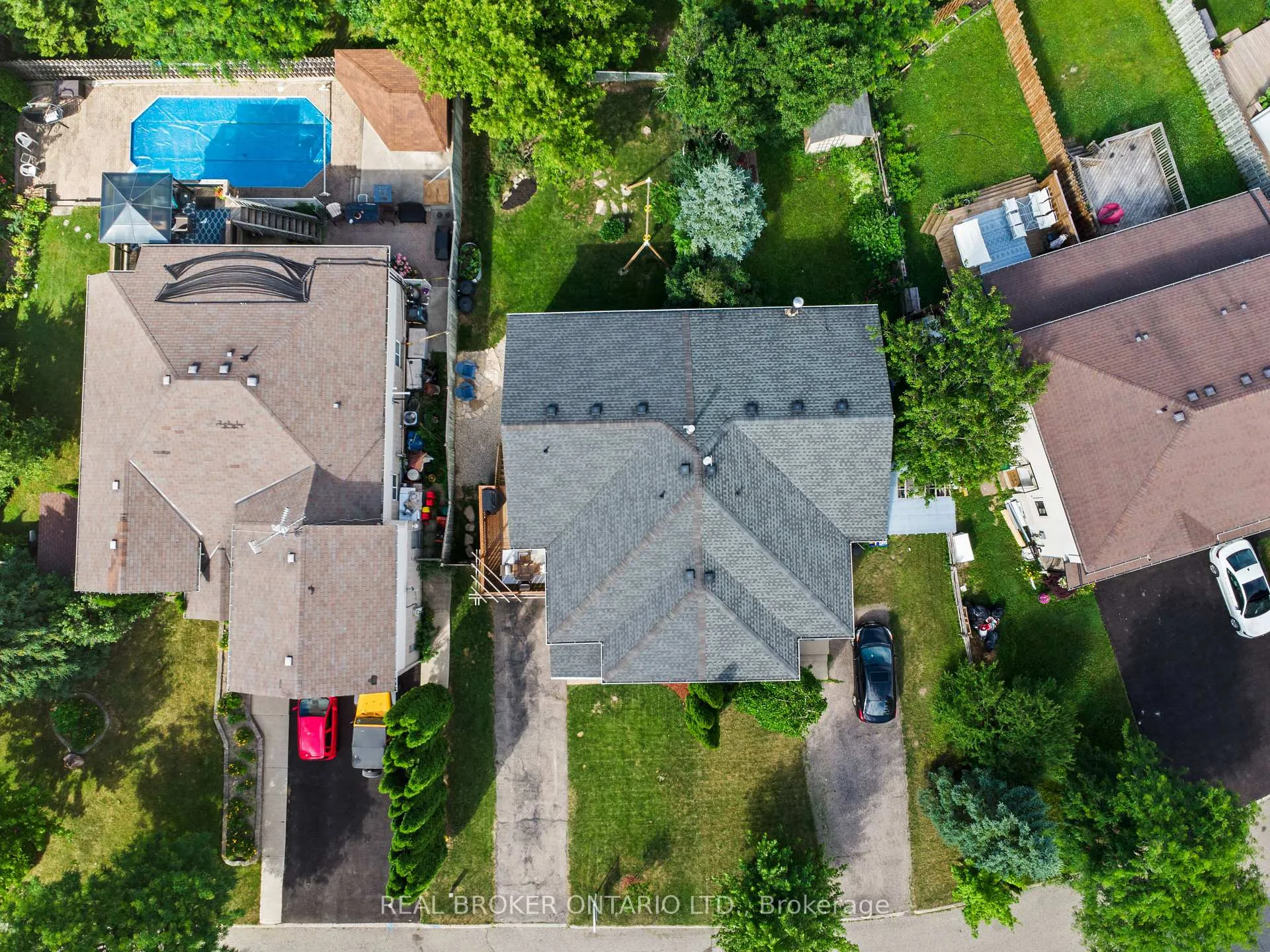 Photo 39 of 204A Springfield Crescent, Waterloo — HOMEH