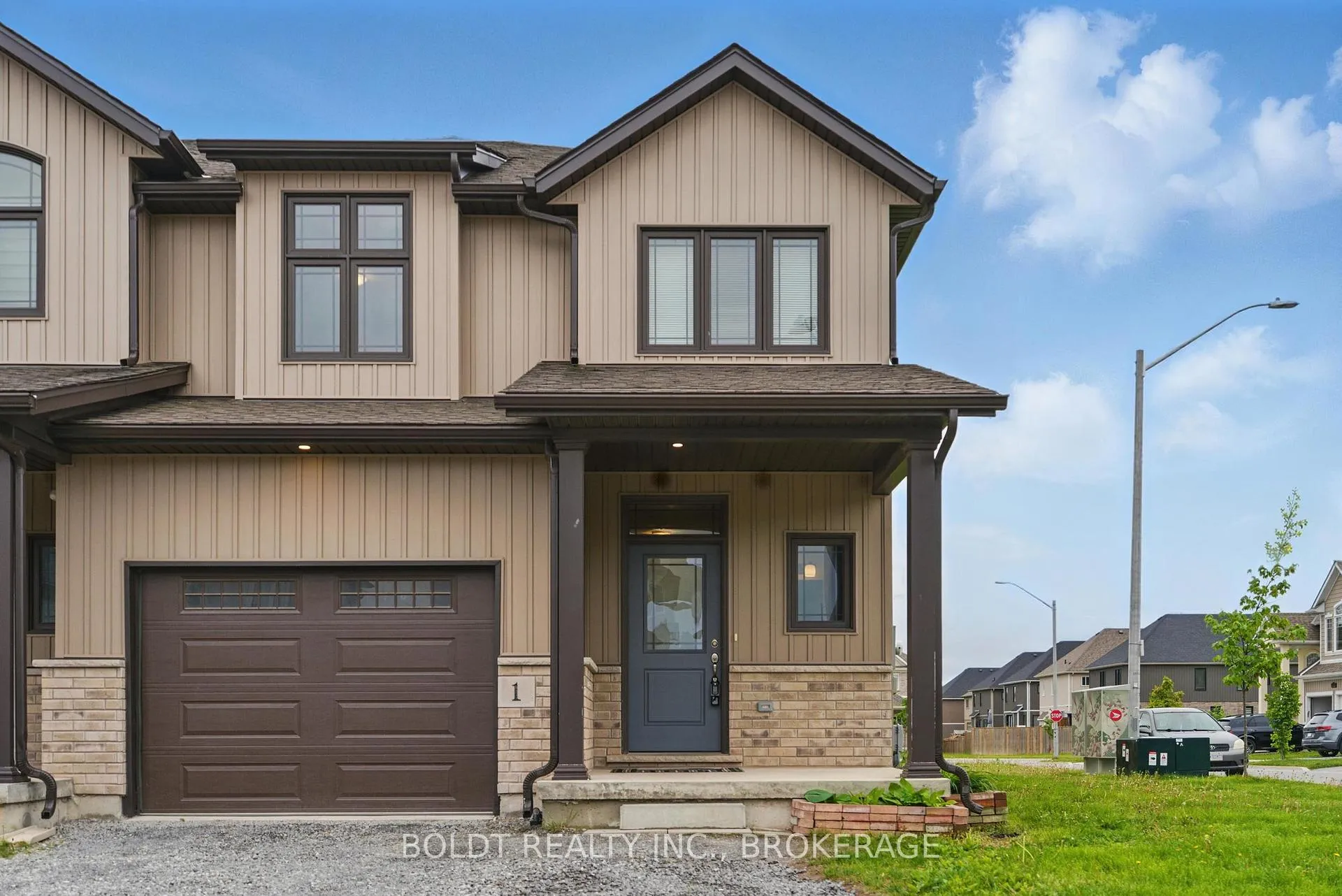 Photo 1 of 1 Bowman Crescent, Thorold, Hurricane/Merrittville — HOMEH