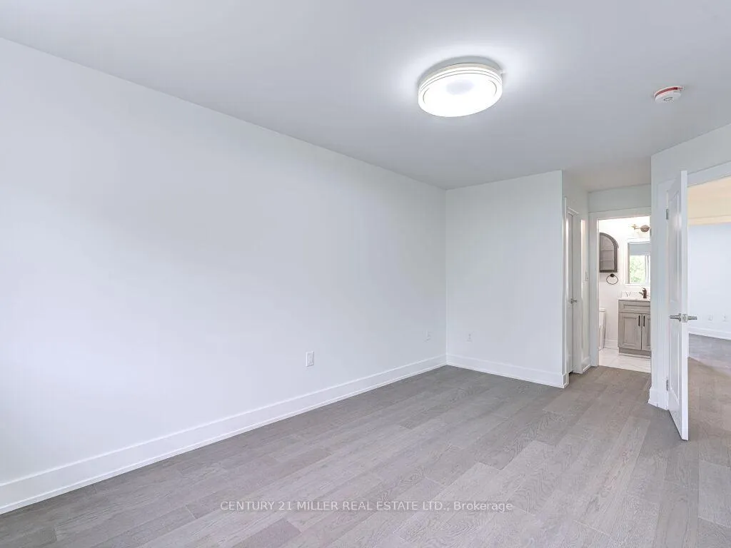 Photo 29 of 373 Ravineview Way, Oakville, Wedgewood Creek — HOMEH