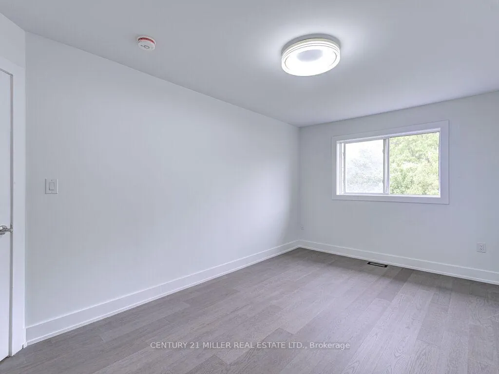 Photo 31 of 373 Ravineview Way, Oakville, Wedgewood Creek — HOMEH