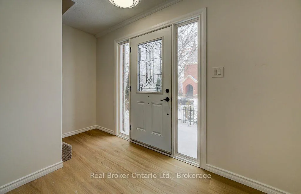 Photo 4 of 6 Emily Street, Brant, Paris — HOMEH
