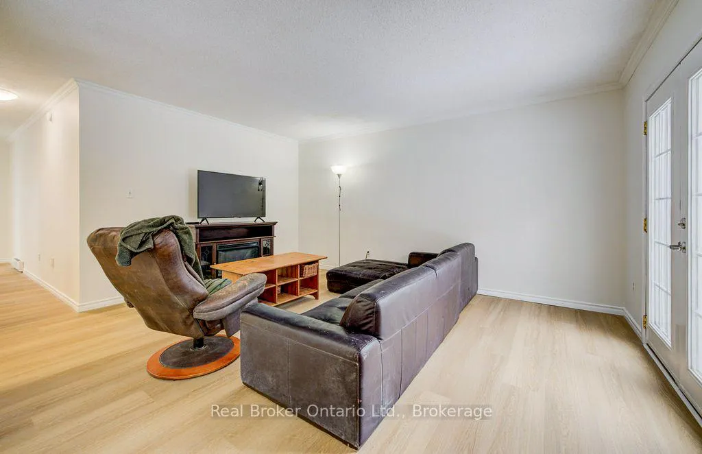Photo 7 of 6 Emily Street, Brant, Paris — HOMEH