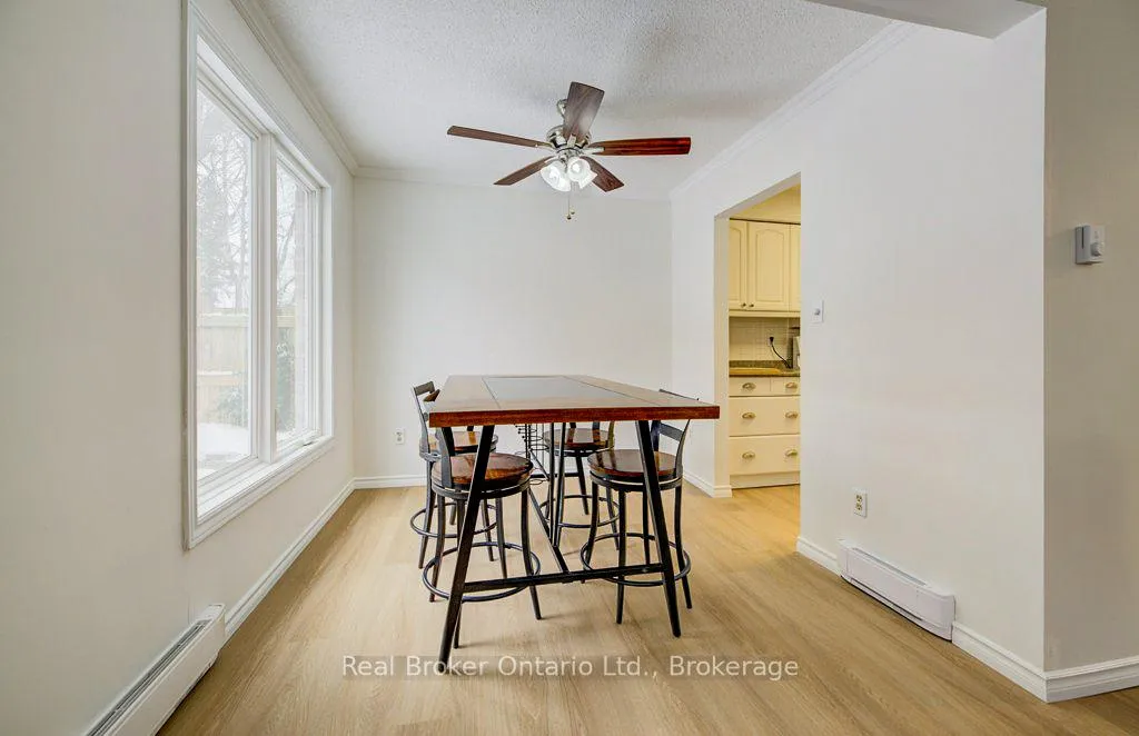 Photo 10 of 6 Emily Street, Brant, Paris — HOMEH