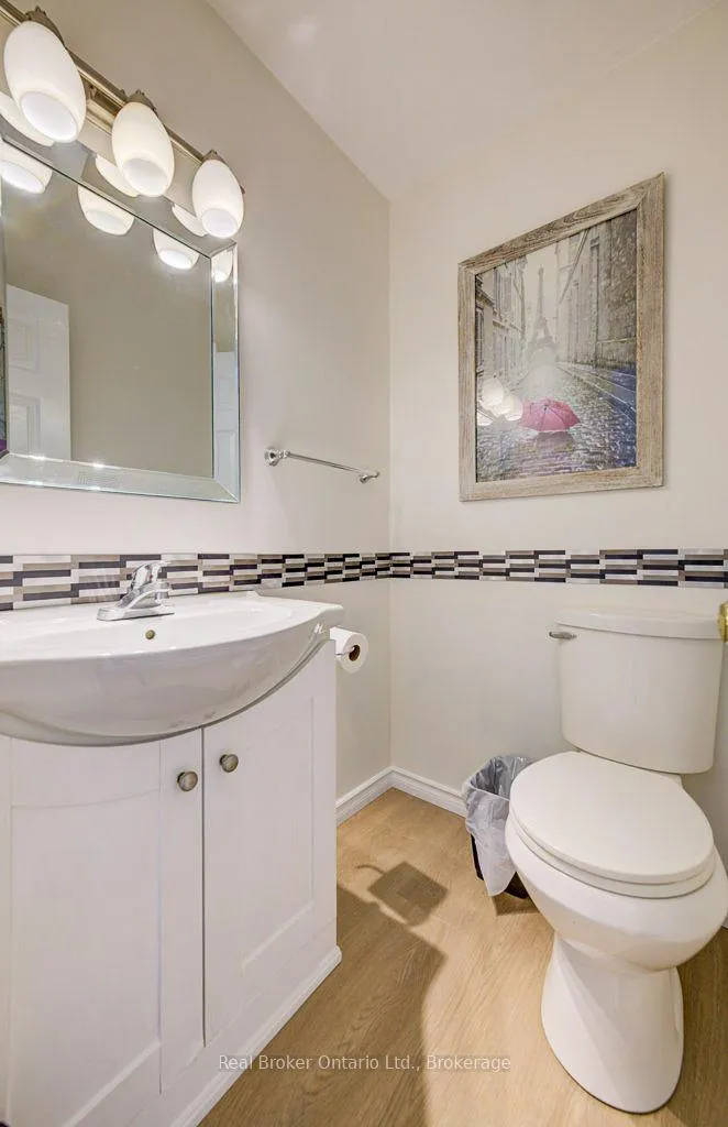 Photo 15 of 6 Emily Street, Brant, Paris — HOMEH