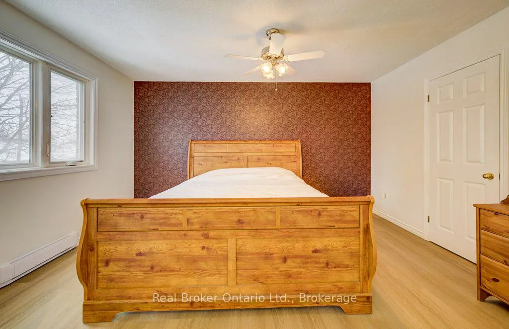 Photo 18 of 6 Emily Street, Brant, Paris — HOMEH