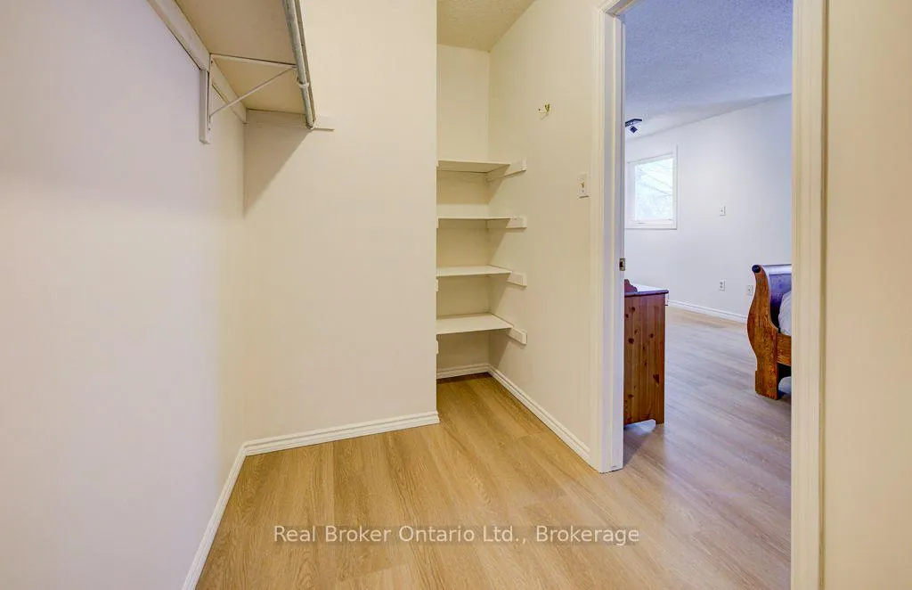 Photo 22 of 6 Emily Street, Brant, Paris — HOMEH