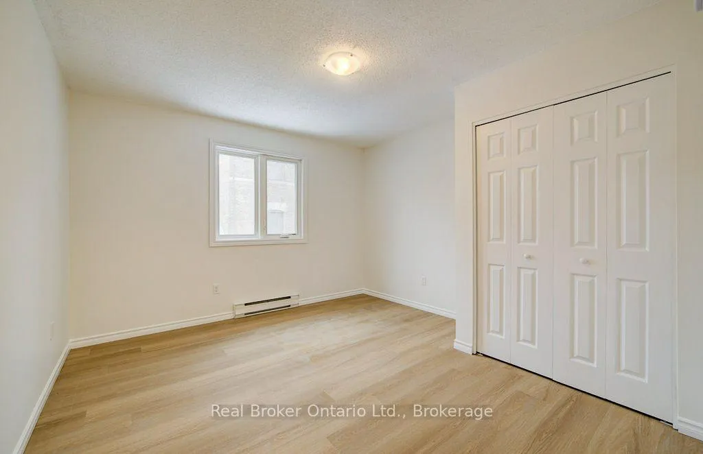 Photo 24 of 6 Emily Street, Brant, Paris — HOMEH