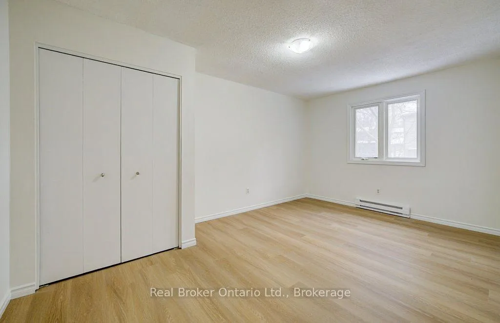 Photo 26 of 6 Emily Street, Brant, Paris — HOMEH