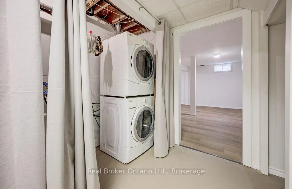 Photo 35 of 6 Emily Street, Brant, Paris — HOMEH