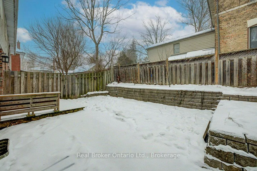 Photo 40 of 6 Emily Street, Brant, Paris — HOMEH