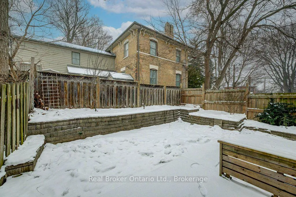 Photo 42 of 6 Emily Street, Brant, Paris — HOMEH